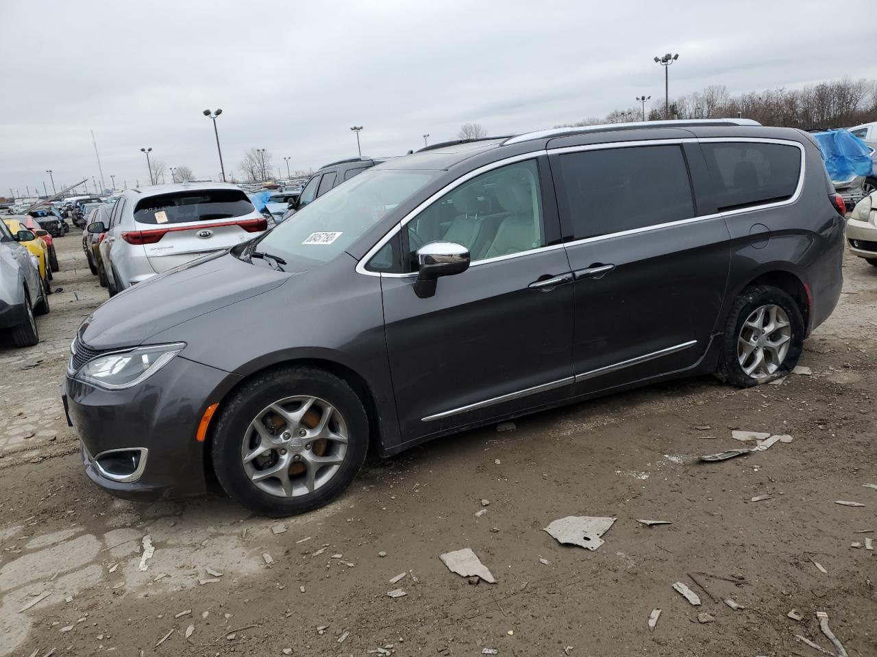 CHRYSLER PACIFICA 2018 2c4rc1gg6jr229149