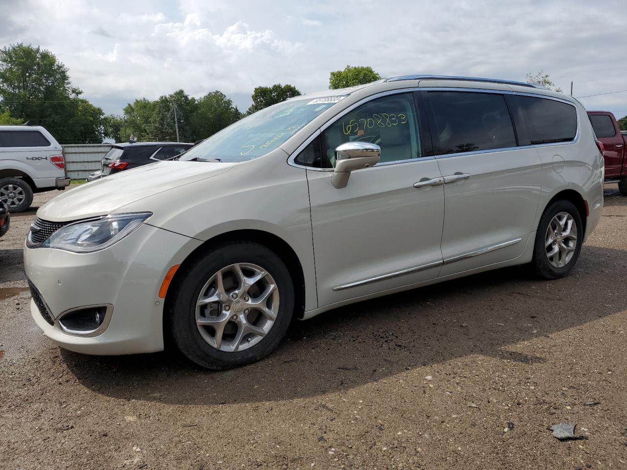 CHRYSLER PACIFICA 2017 2c4rc1gg8hr780161