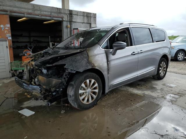 CHRYSLER PACIFICA 2017 2c4rc1ggxhr504483