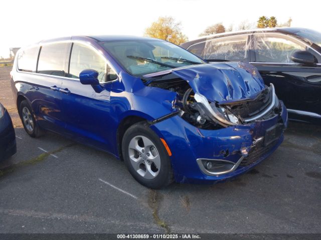 CHRYSLER PACIFICA 2018 2c4rc1h79jr262354