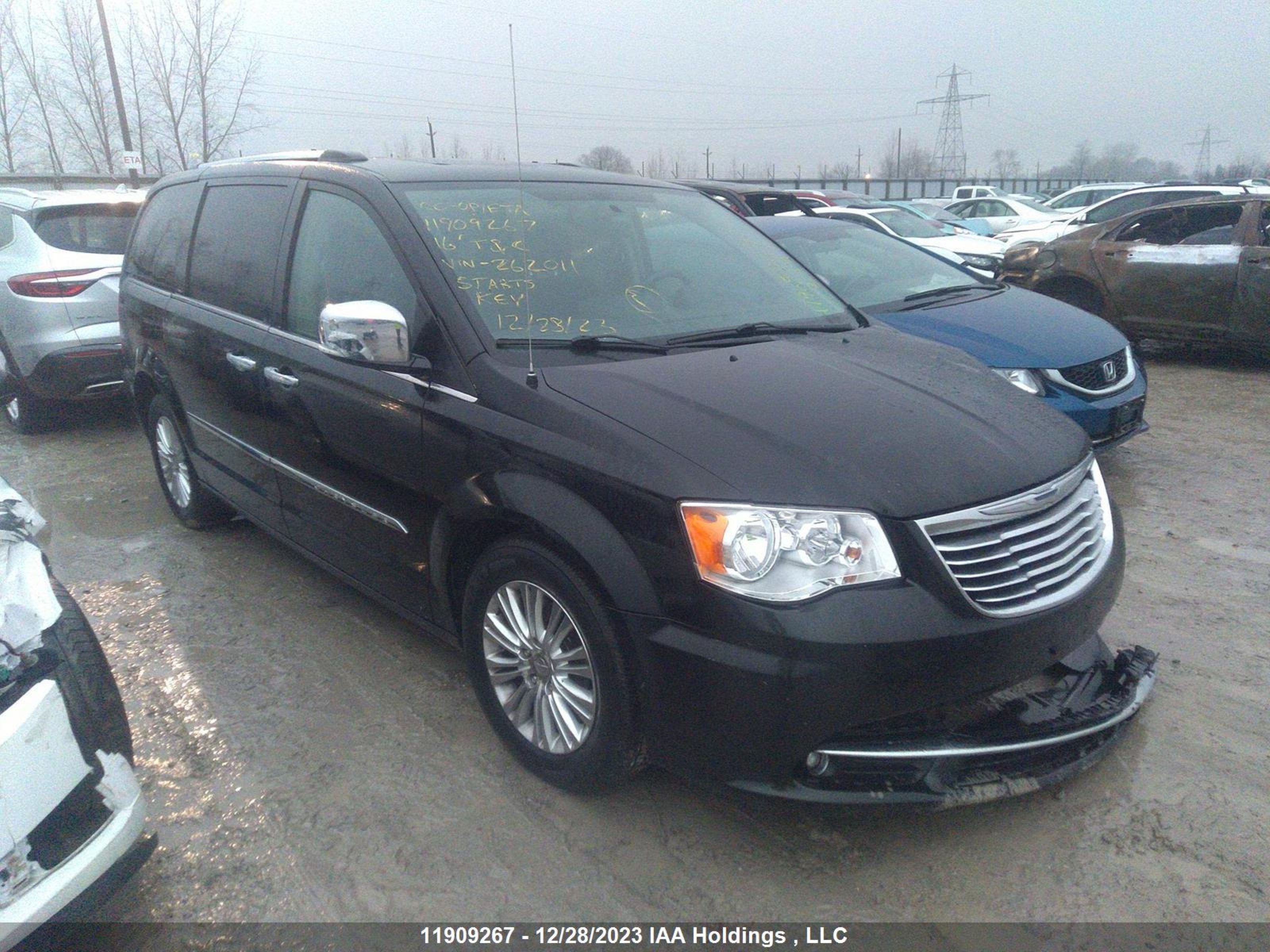 CHRYSLER TOWN & COUNTRY 2016 2c4rc1jg8gr262011