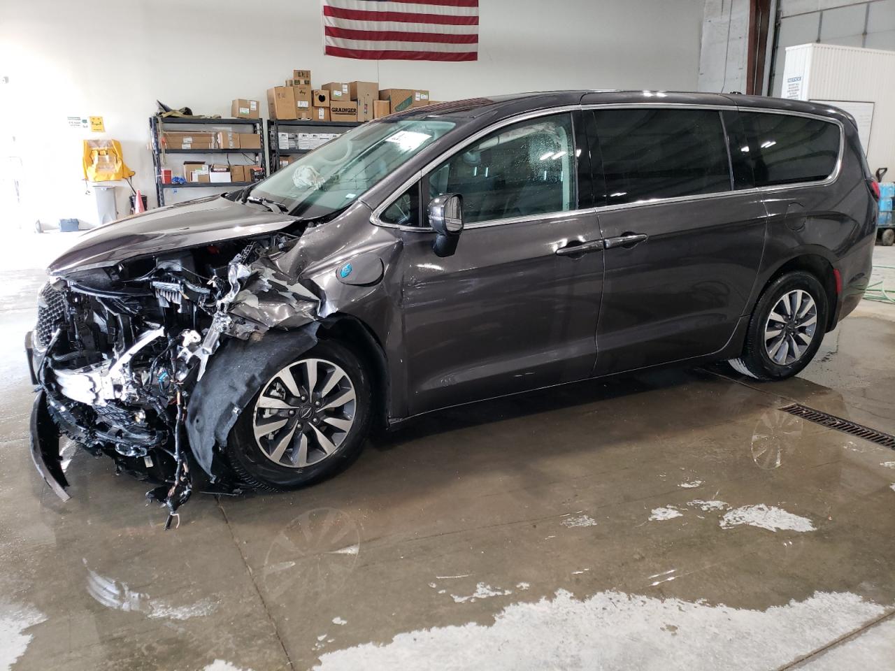 CHRYSLER PACIFICA 2023 2c4rc1l70pr611692