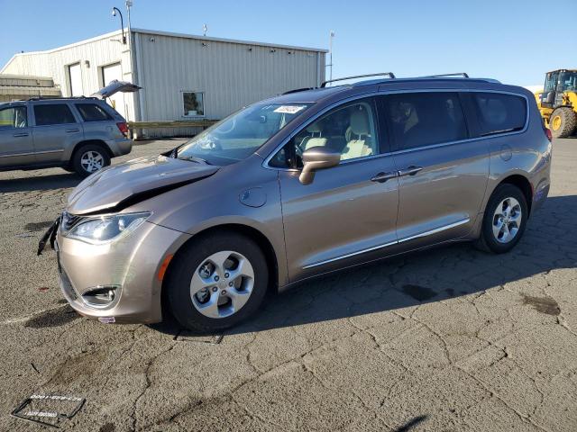 CHRYSLER PACIFICA H 2018 2c4rc1l74jr111946