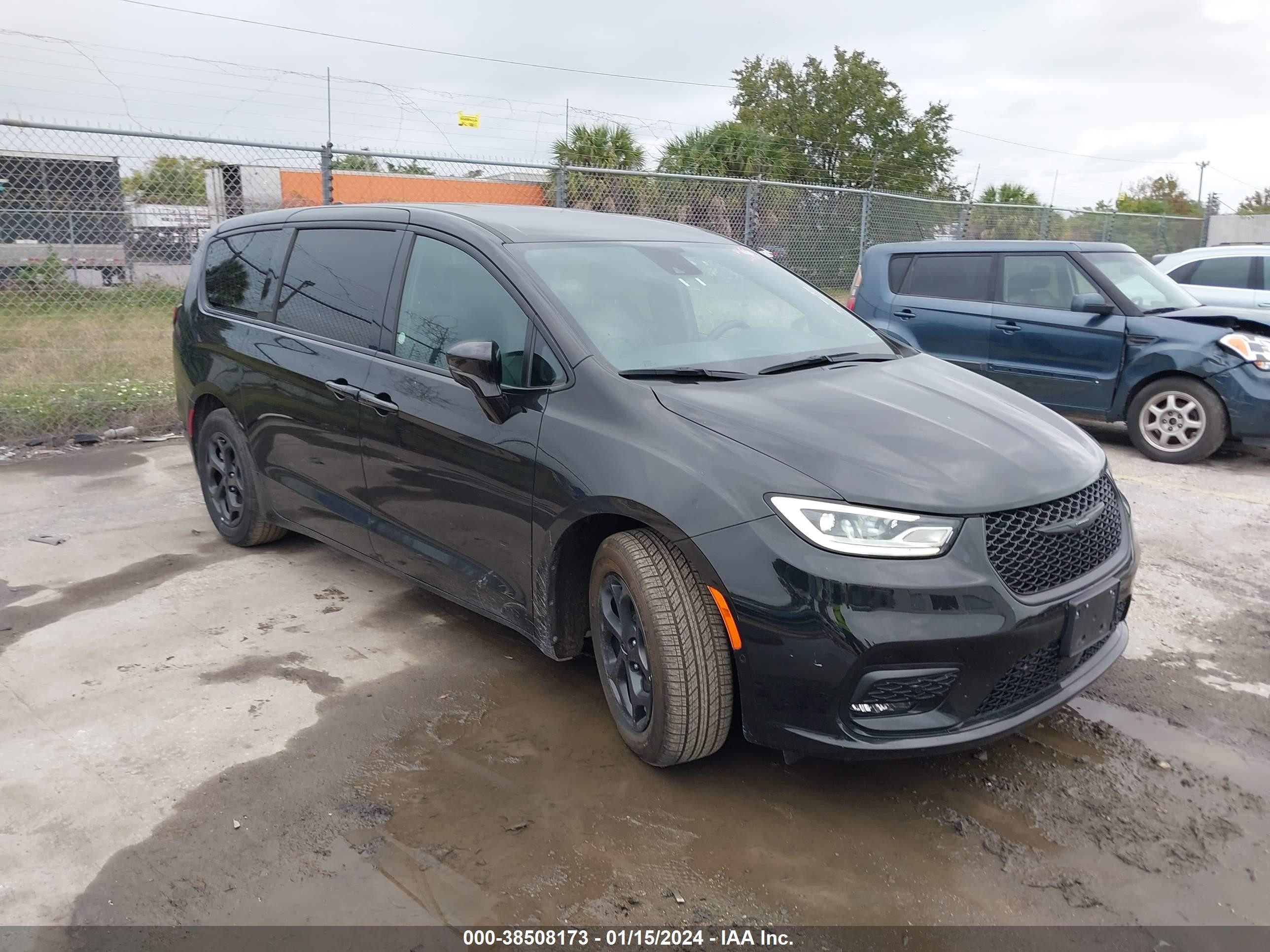 CHRYSLER PACIFICA 2022 2c4rc1l75nr130530