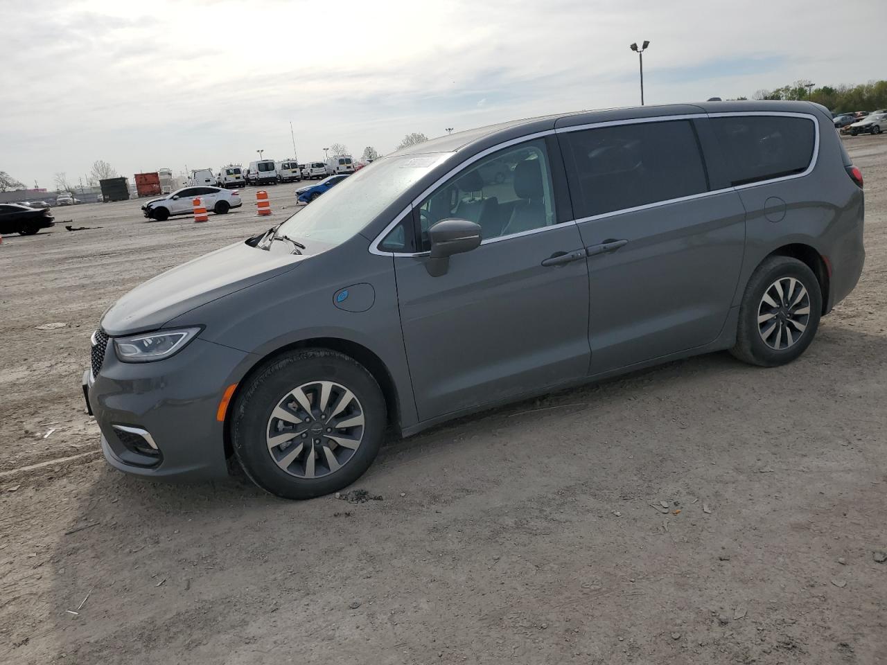 CHRYSLER PACIFICA 2022 2c4rc1l79nr139506