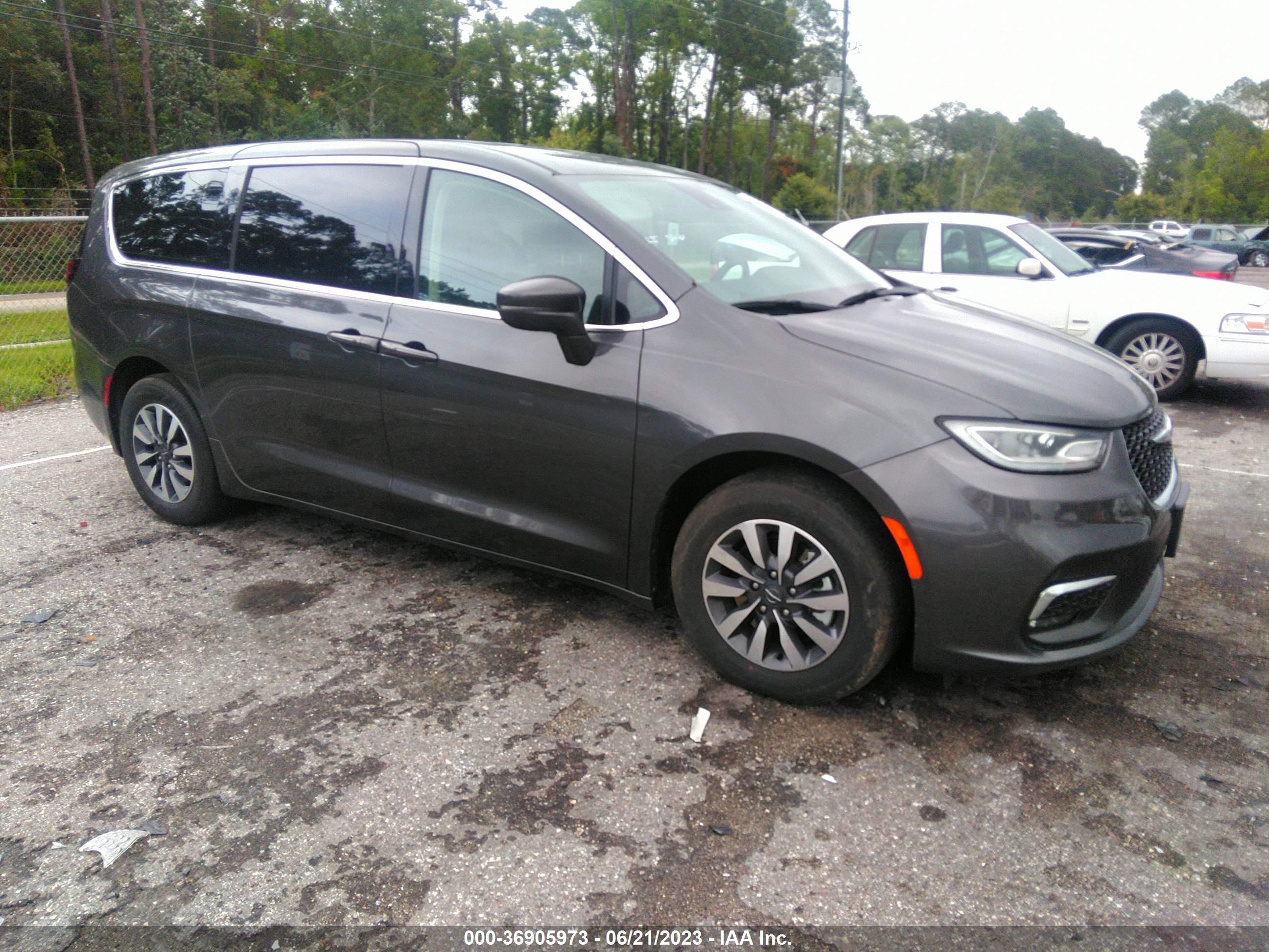 CHRYSLER PACIFICA 2022 2c4rc1l79nr161246