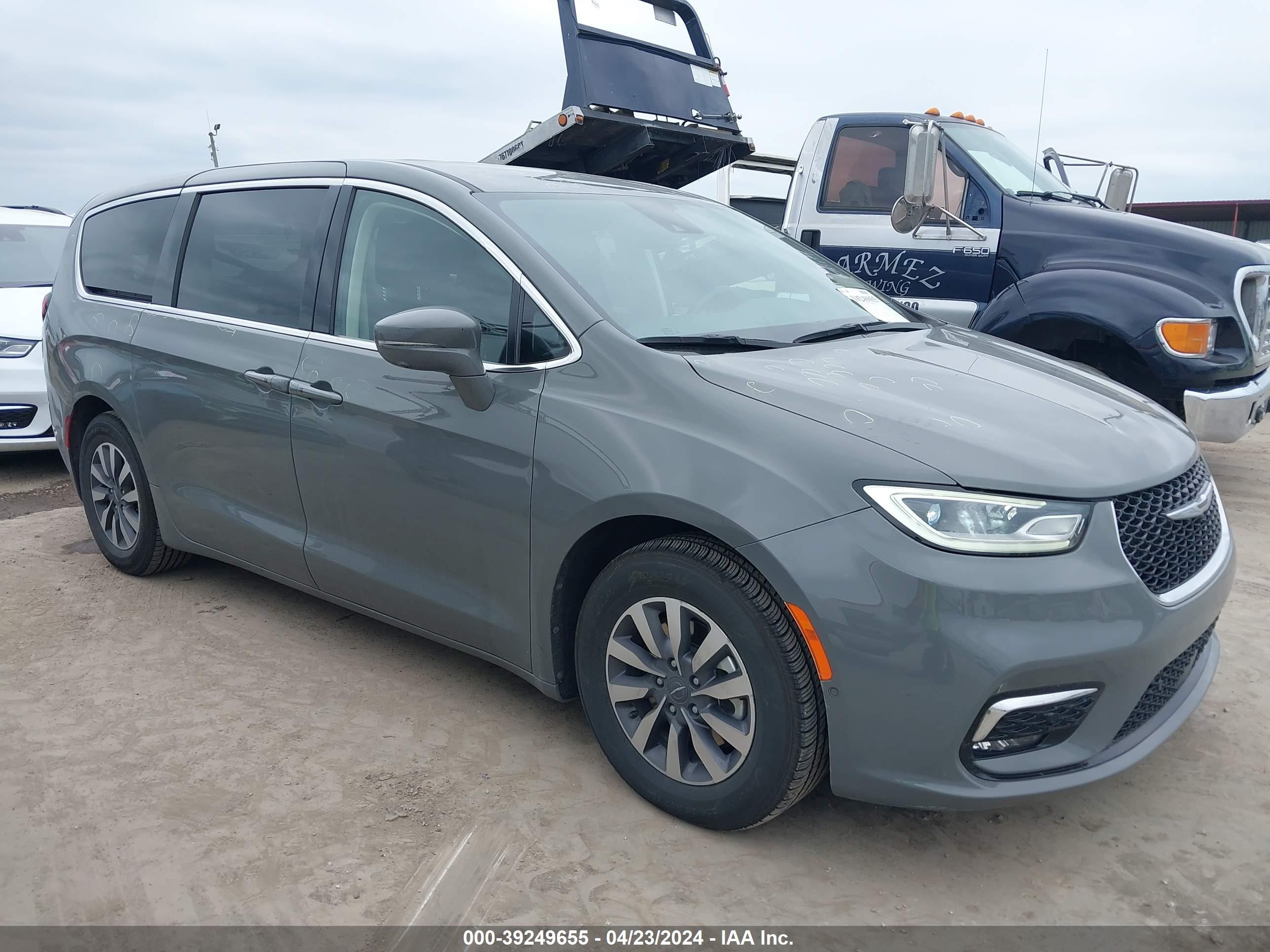 CHRYSLER PACIFICA 2022 2c4rc1l7xnr121077