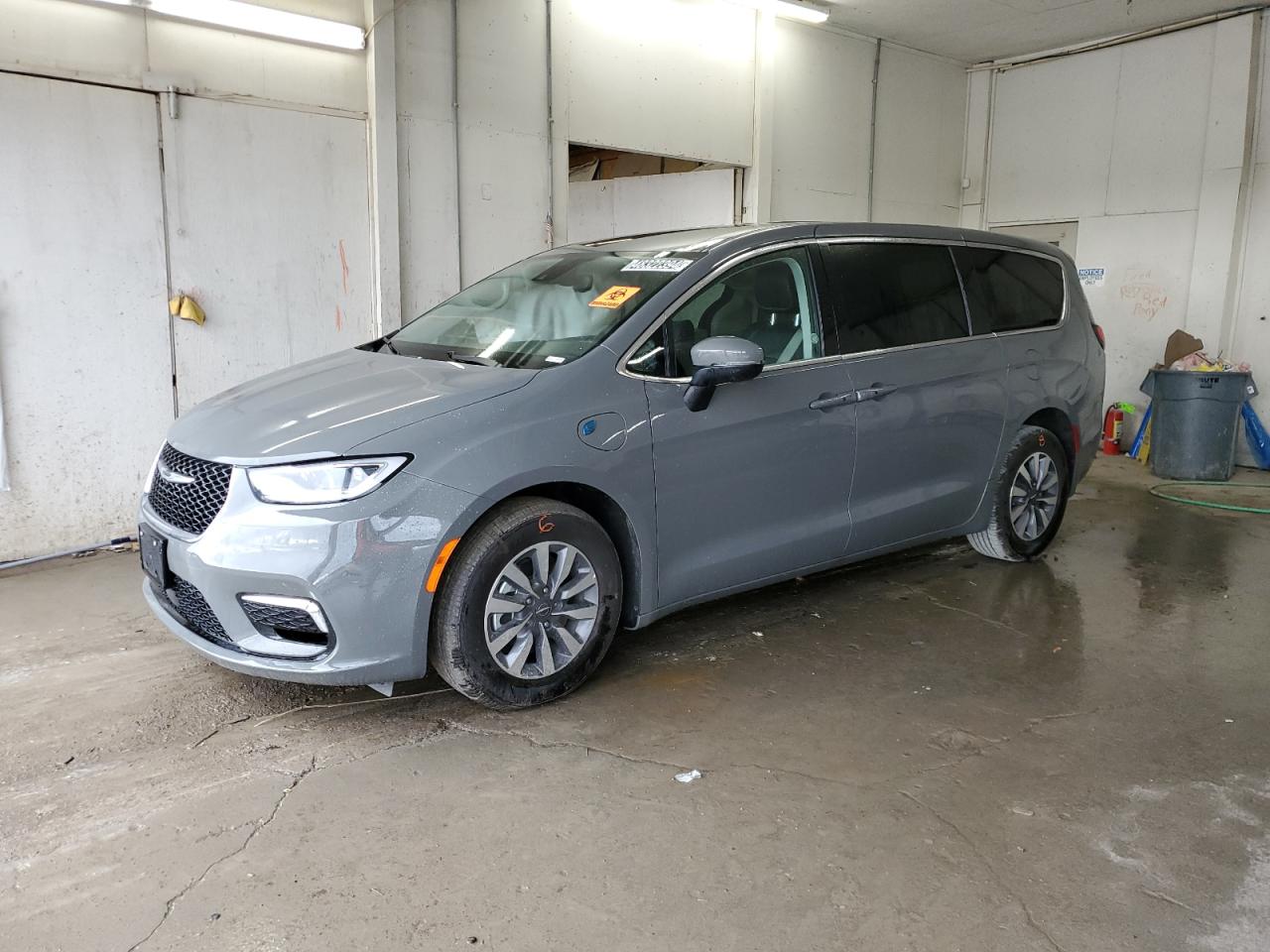 CHRYSLER PACIFICA 2023 2c4rc1l7xpr595078