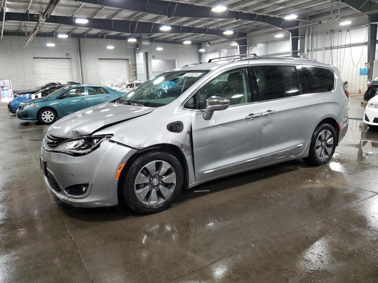 CHRYSLER PACIFICA 2018 2c4rc1n71jr126739