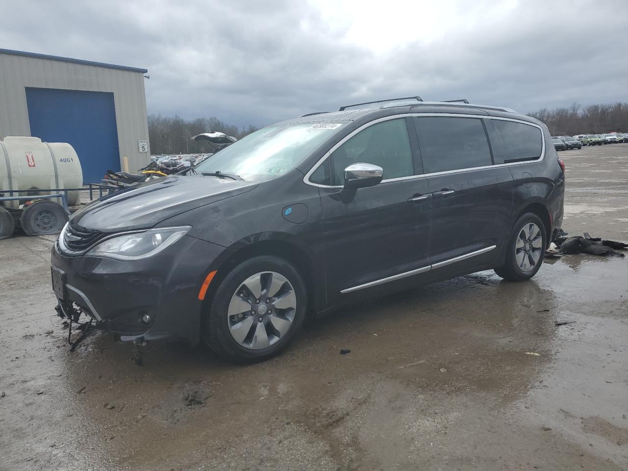 CHRYSLER PACIFICA 2018 2c4rc1n73jr145177