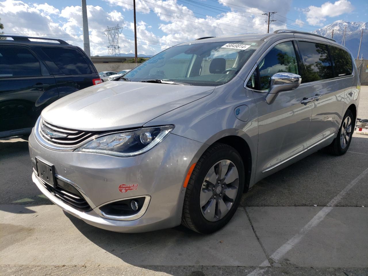 CHRYSLER PACIFICA 2018 2c4rc1n78jr212906