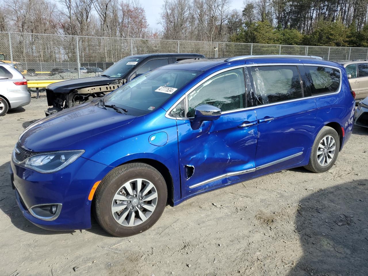 CHRYSLER PACIFICA 2020 2c4rc1n7xlr185601