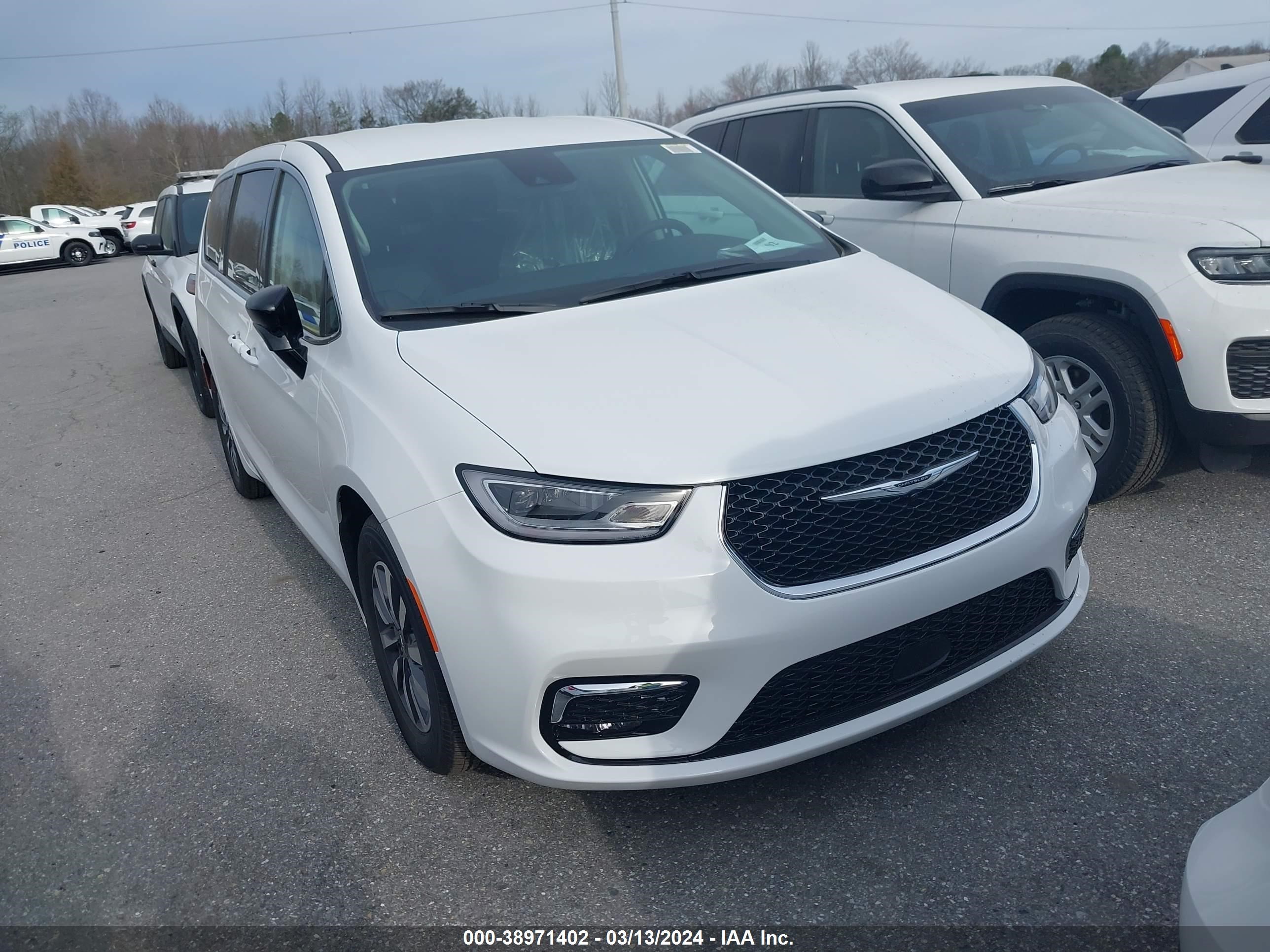 CHRYSLER PACIFICA 2024 2c4rc1s72rr130914