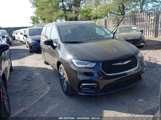 CHRYSLER PACIFICA HYBRID 2024 2c4rc1s73rr153165