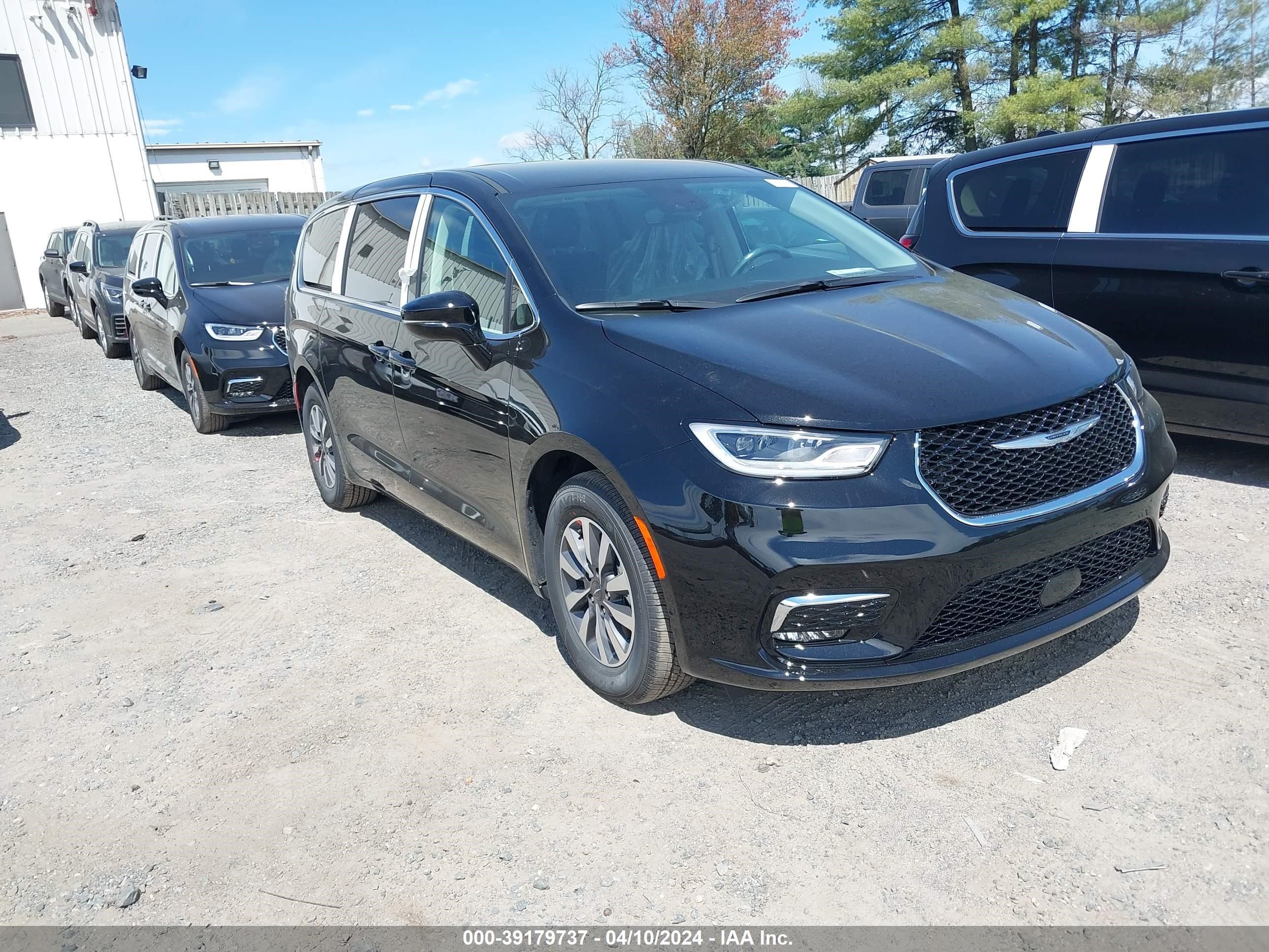 CHRYSLER PACIFICA 2024 2c4rc1s77rr141665