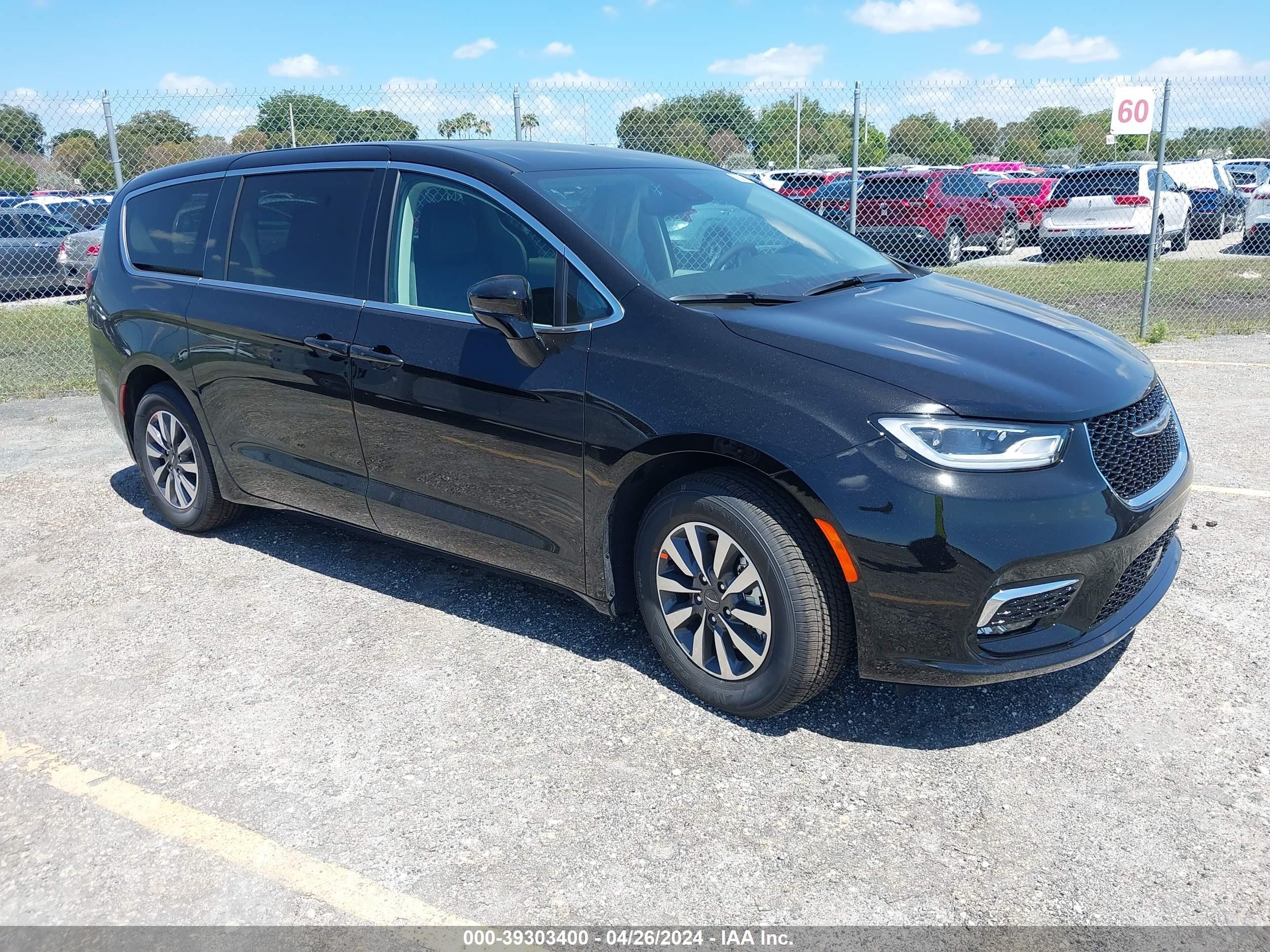 CHRYSLER PACIFICA 2024 2c4rc1s78rr153212