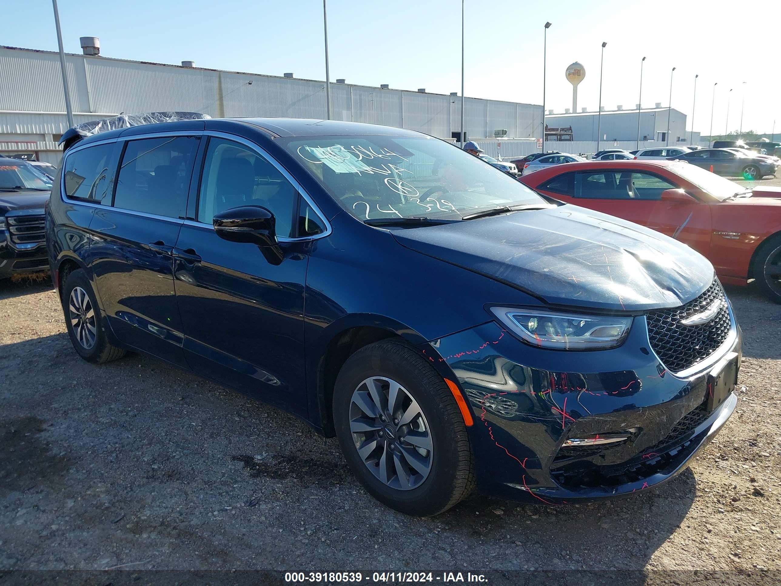 CHRYSLER PACIFICA 2024 2c4rc1s79rr102625