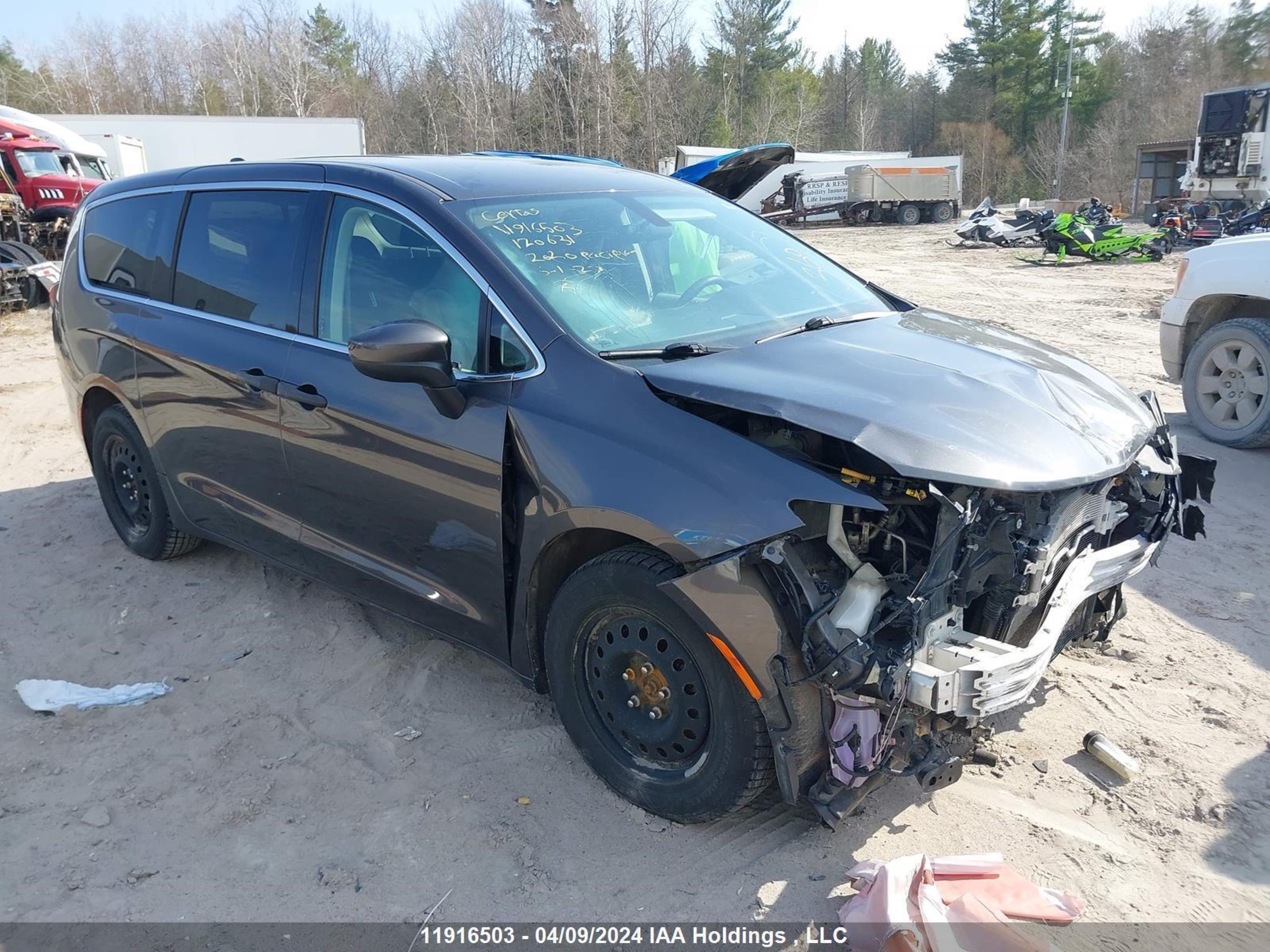 CHRYSLER PACIFICA 2020 2c4rc1yg8lr120631