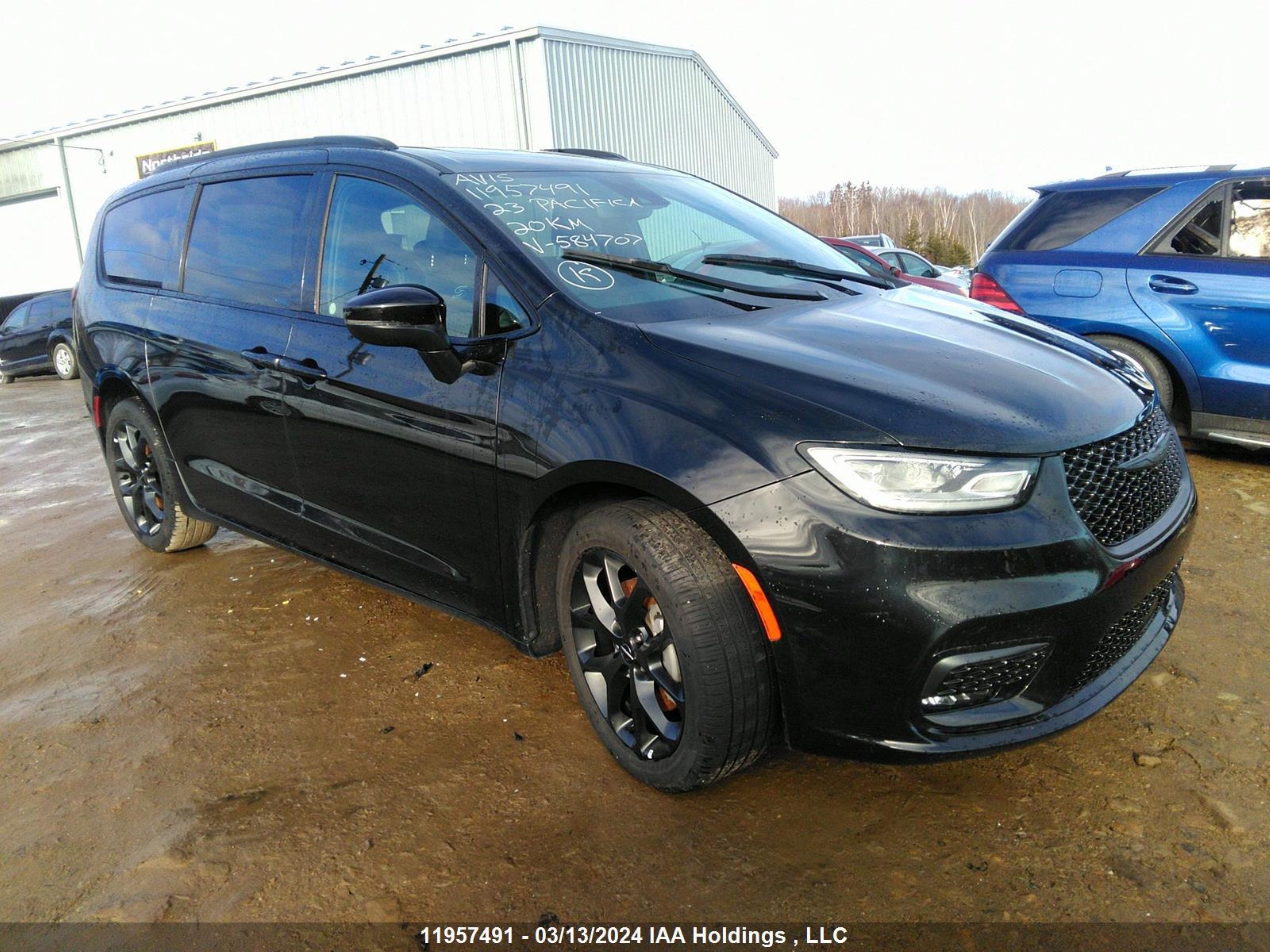 CHRYSLER PACIFICA 2023 2c4rc3bg8pr584707