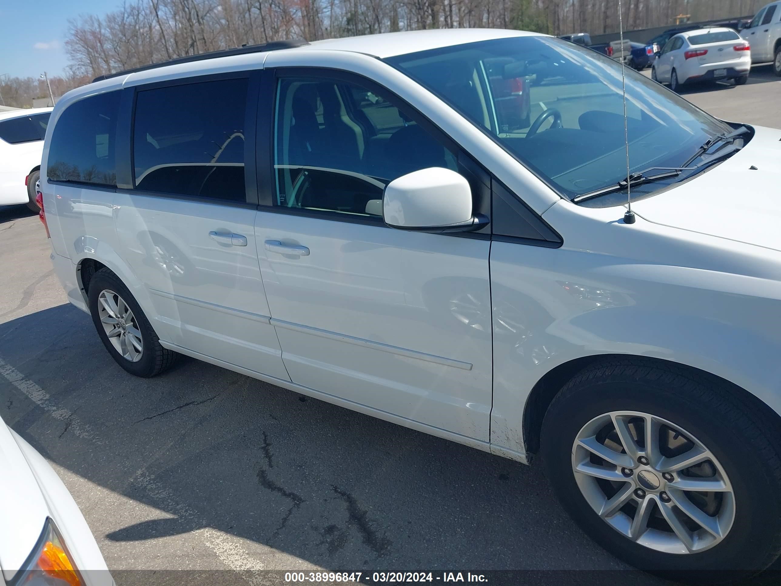 DODGE CARAVAN 2016 2c4rdgcg3gr106200