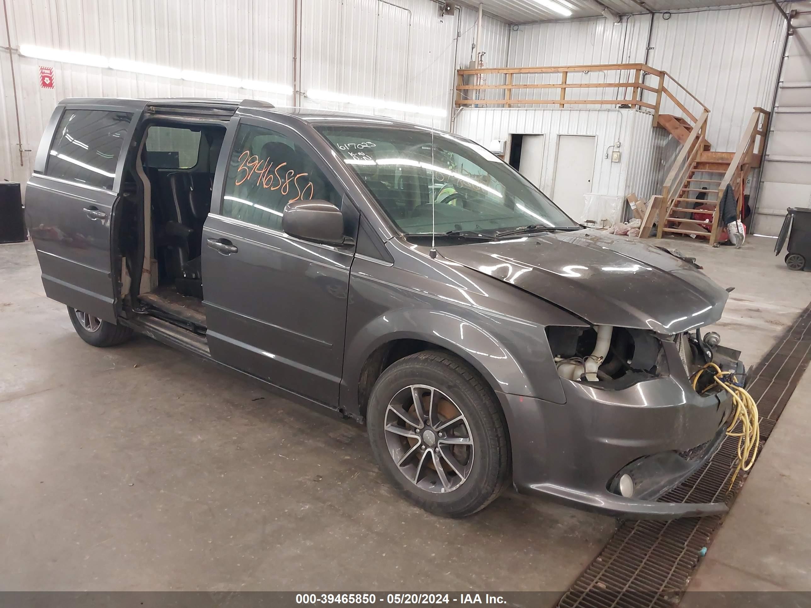 DODGE CARAVAN 2017 2c4rdgcg7hr617023