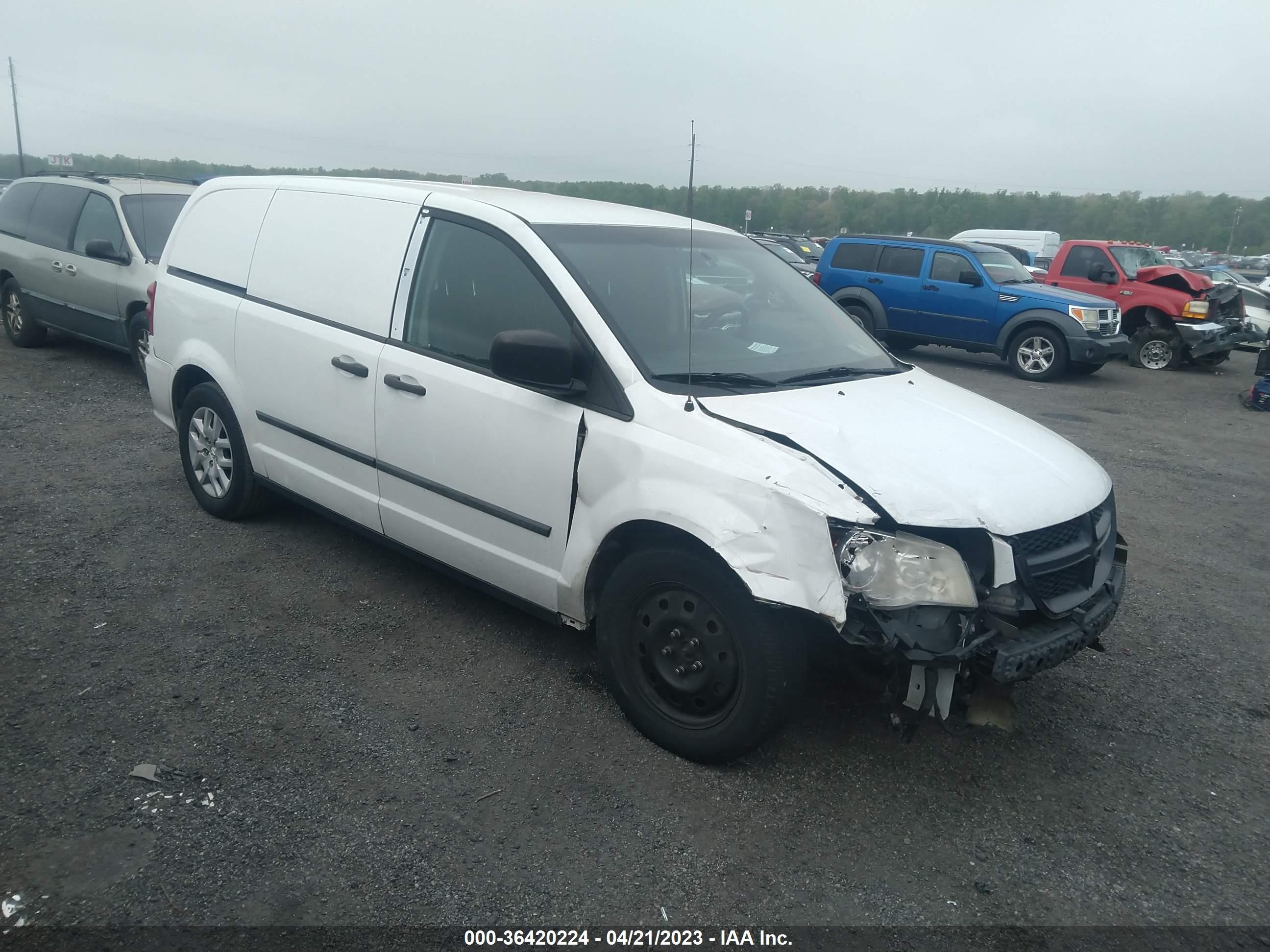 RAM CARGO VAN TRADESMAN 2014 2c4rrgag2er169919