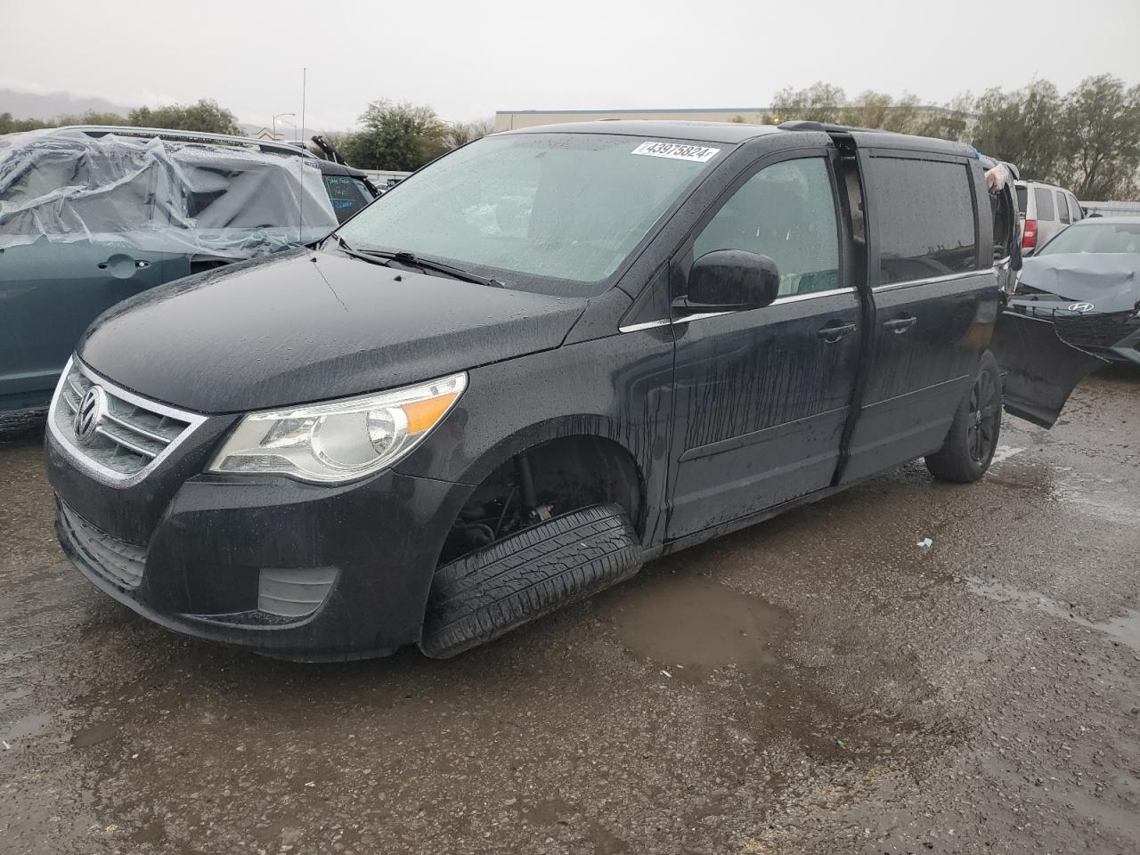 VOLKSWAGEN ROUTAN 2012 2c4rvacg9cr276436