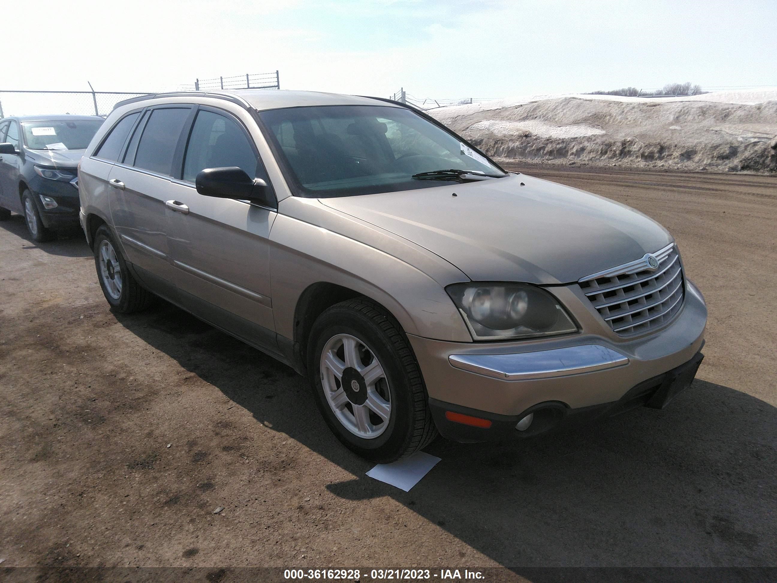 CHRYSLER PACIFICA 2004 2c8gf68414r562541