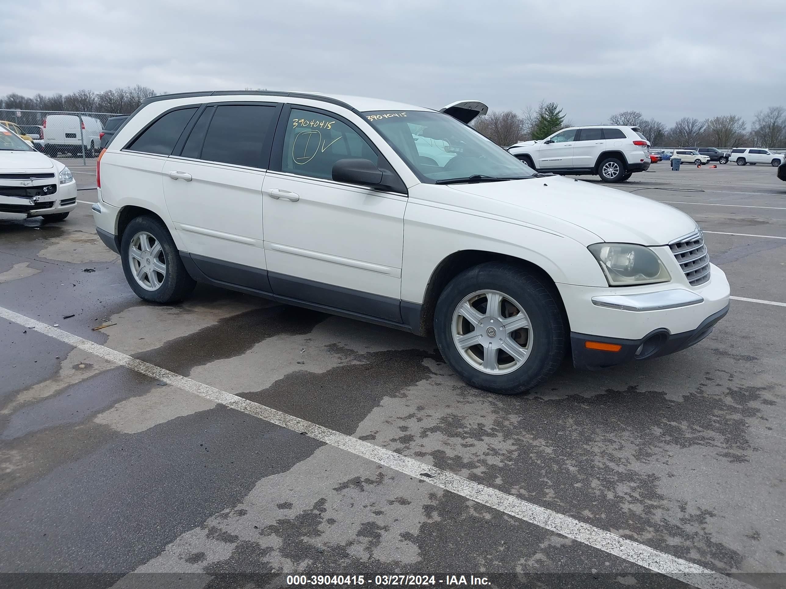 CHRYSLER PACIFICA 2004 2c8gf68444r620724