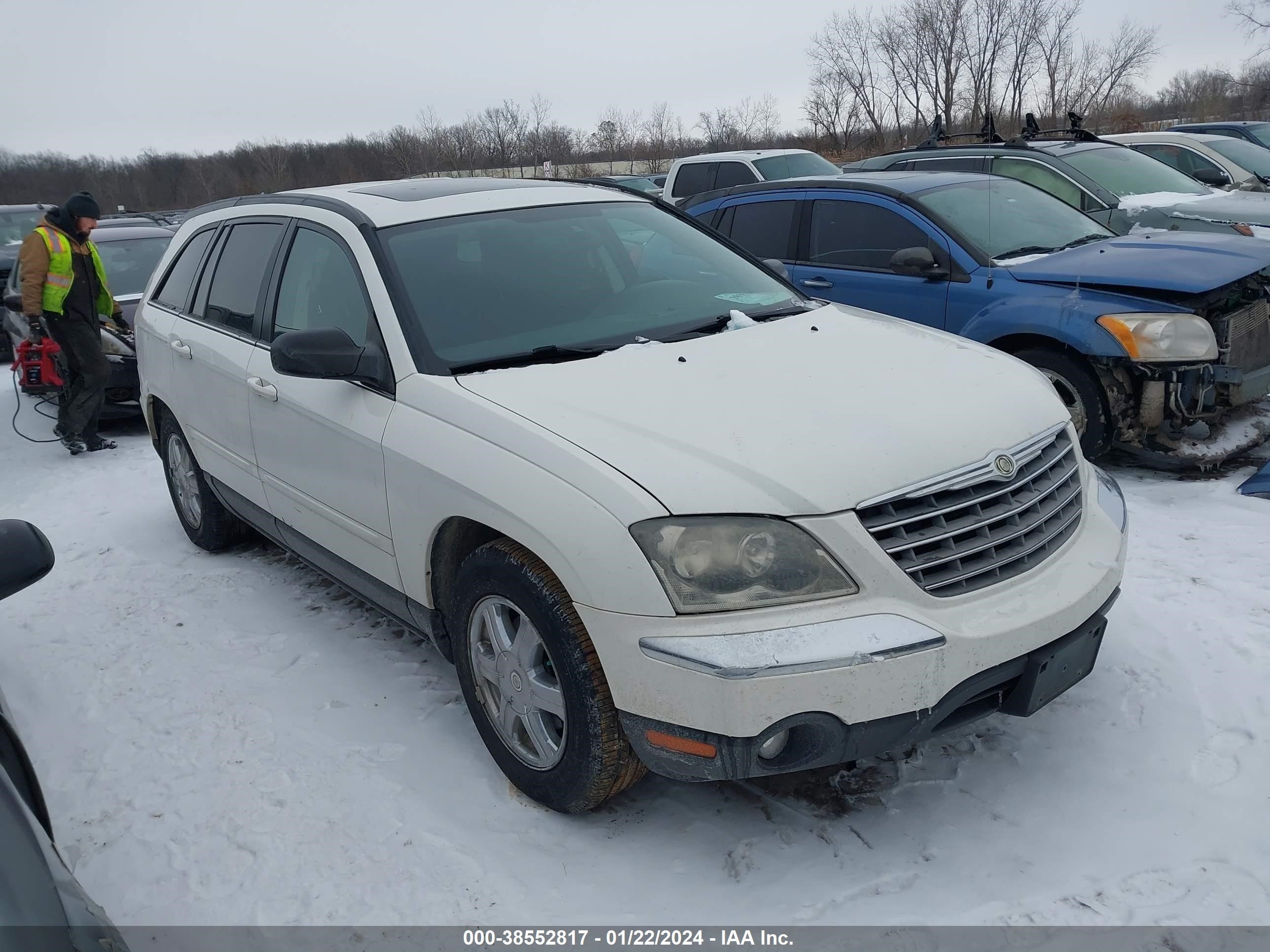 CHRYSLER PACIFICA 2004 2c8gm68494r622295