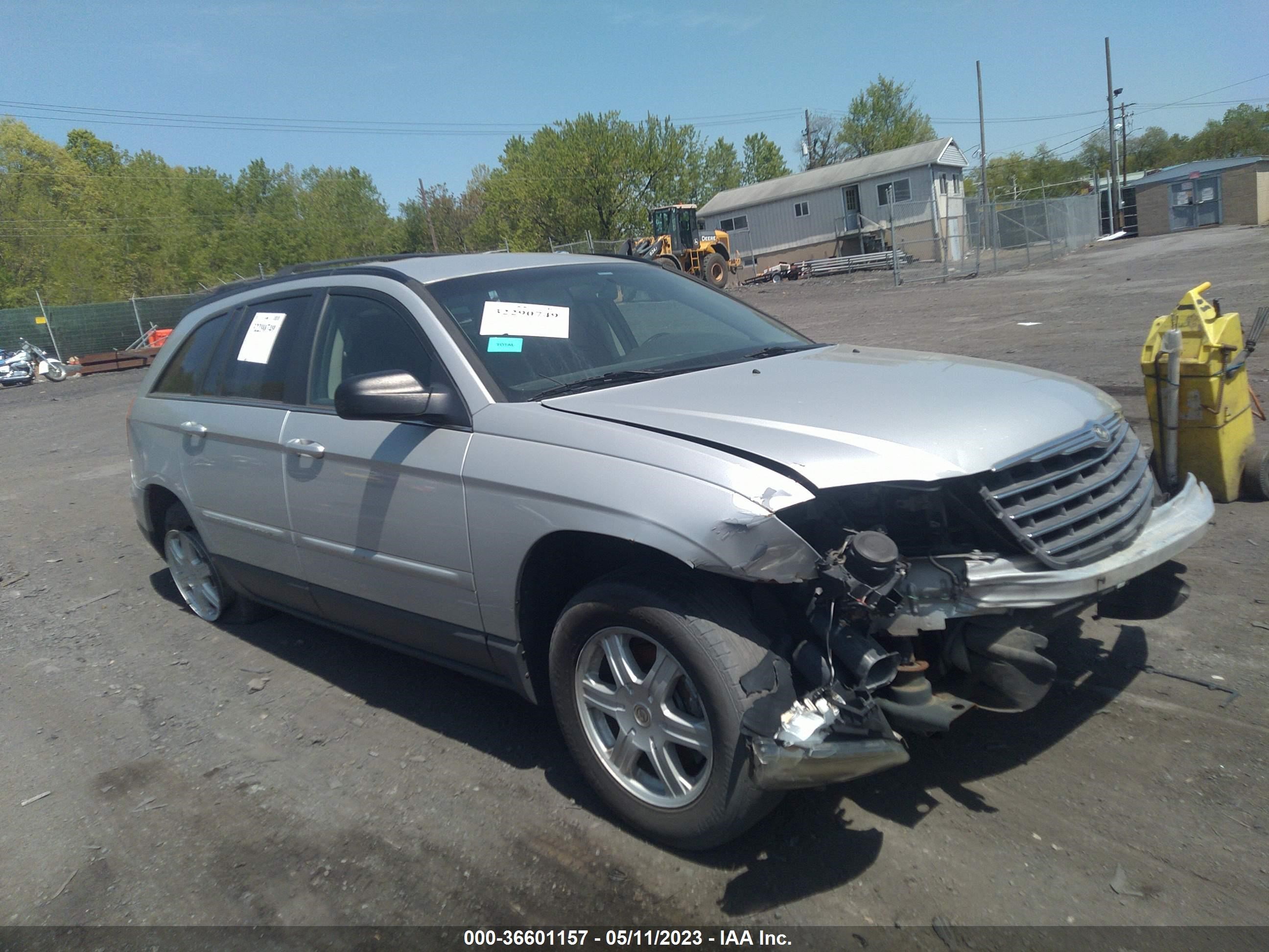 CHRYSLER PACIFICA 2005 2c8gm68495r525163