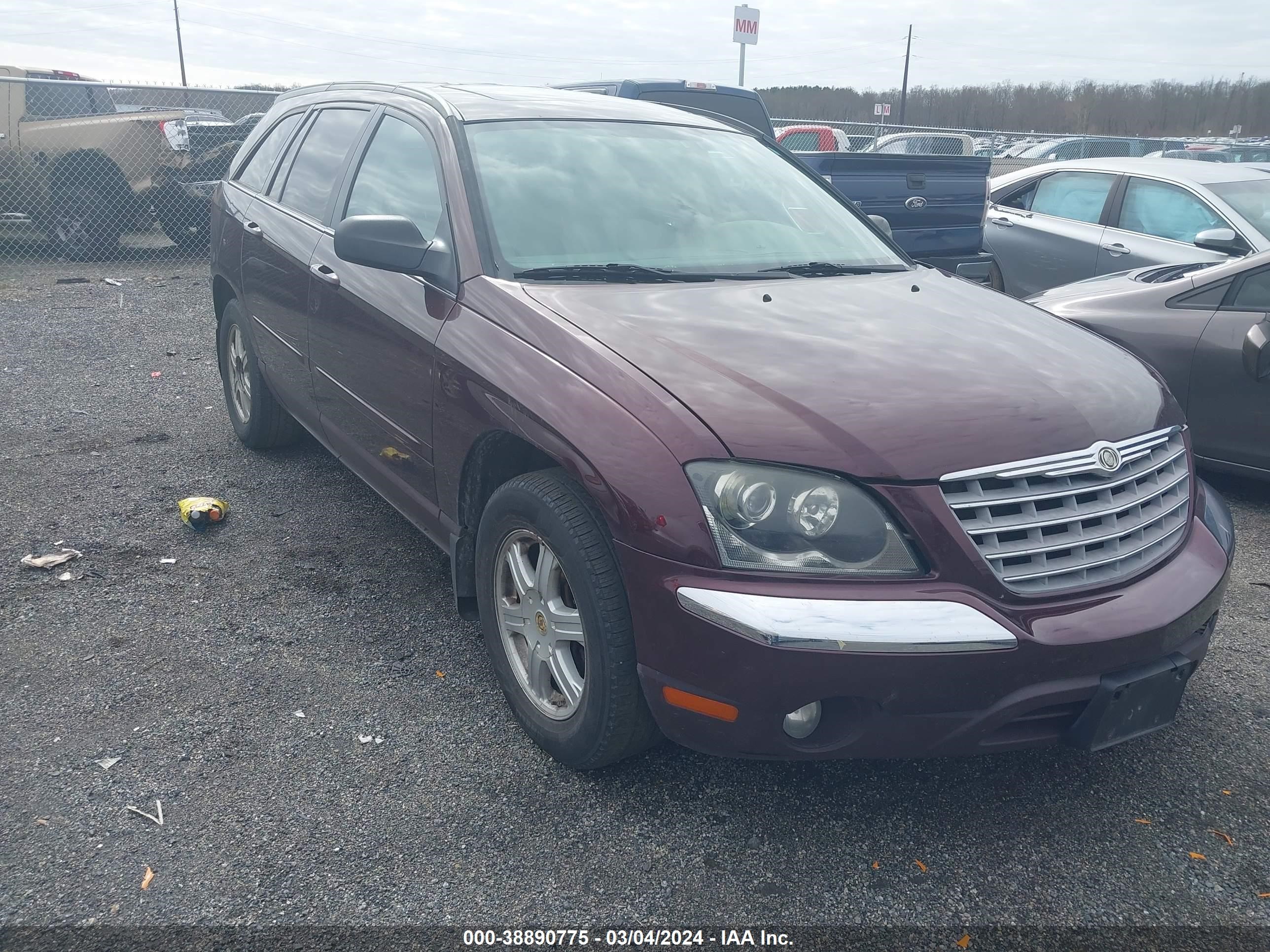 CHRYSLER PACIFICA 2004 2c8gm684x4r370153