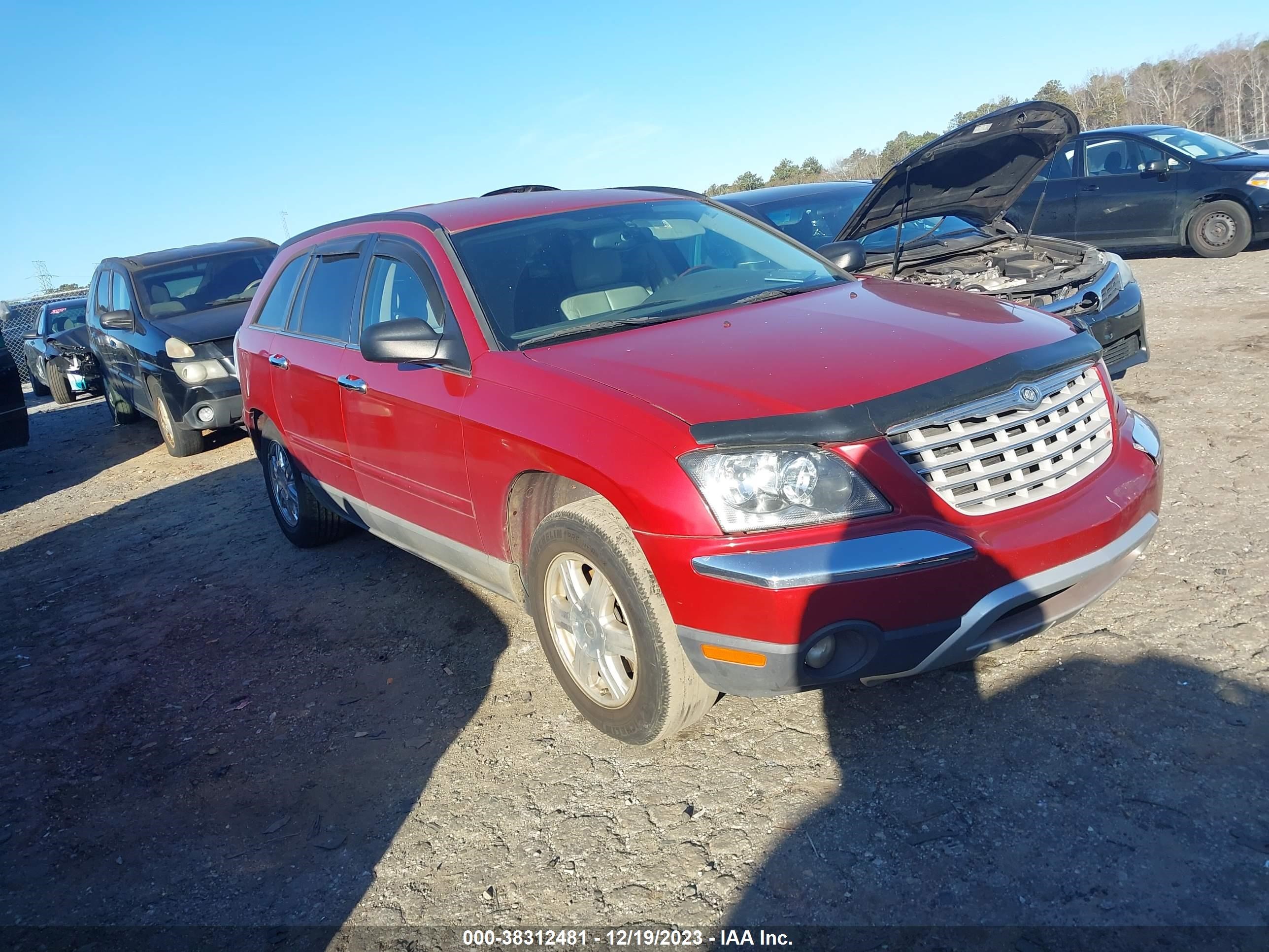 CHRYSLER PACIFICA 2004 2c8gm684x4r628915