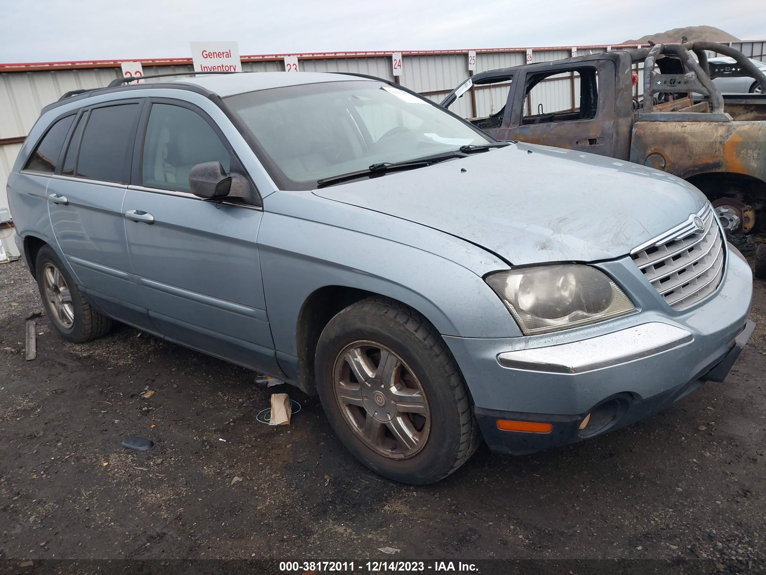 CHRYSLER PACIFICA 2004 2c8gm684x4r630535