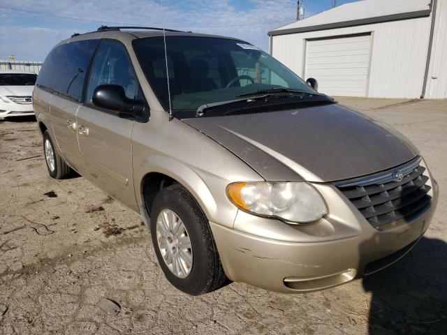 CHRYSLER TOWN AND C 2005 2c8gp44r95r469416