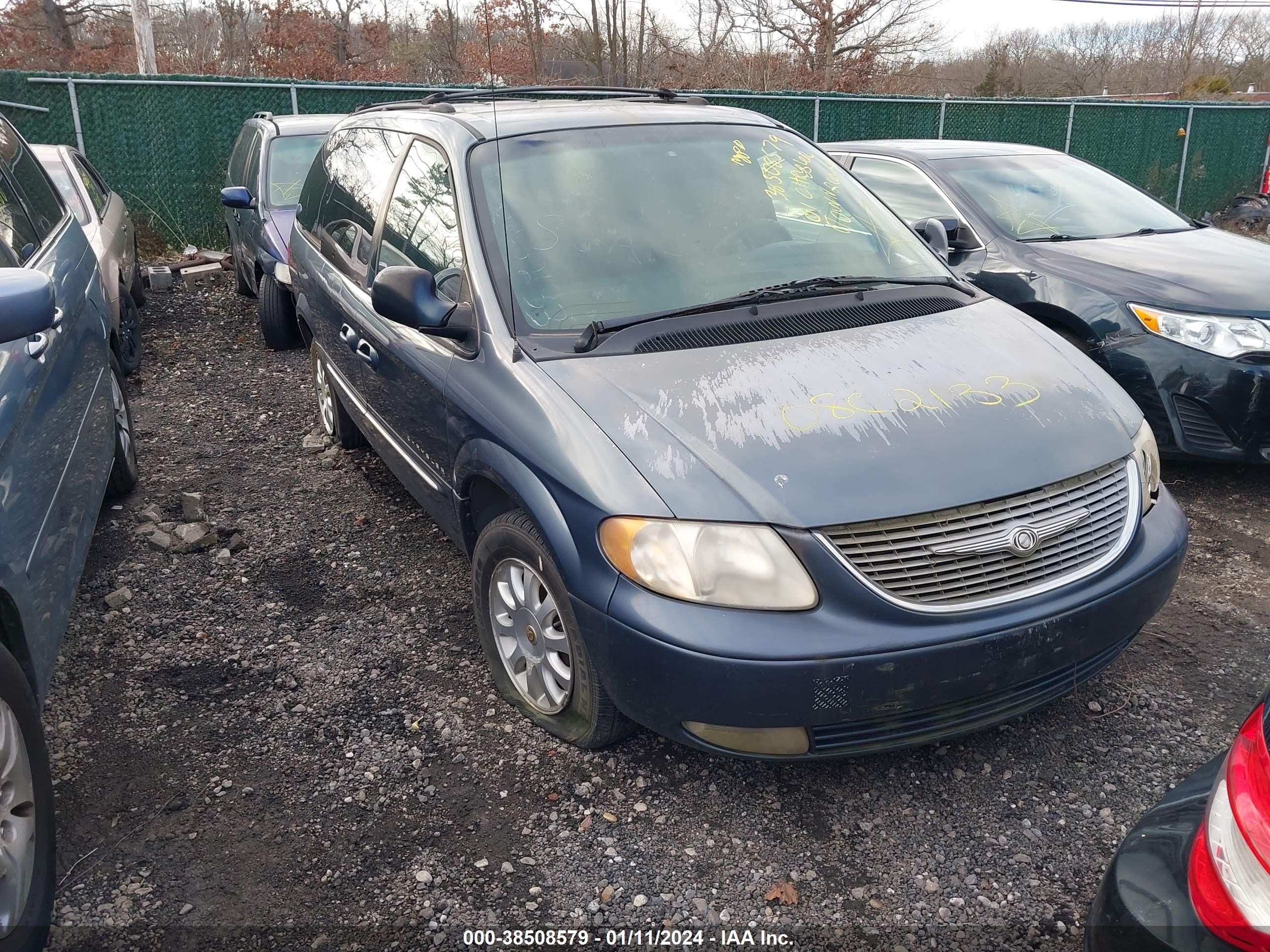 CHRYSLER TOWN & COUNTRY 2001 2c8gp54l01r210194