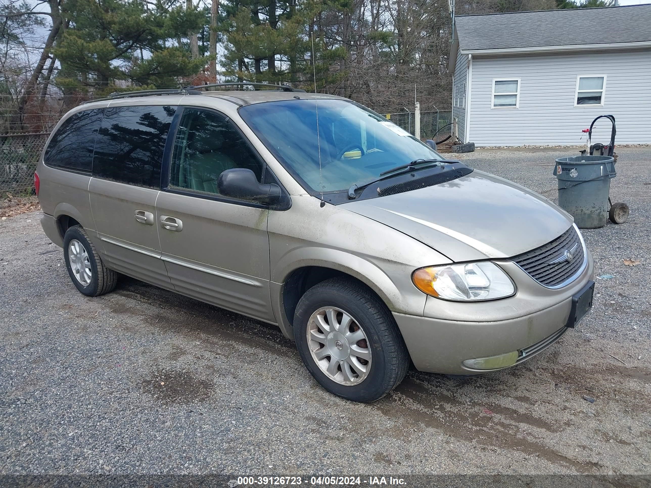 CHRYSLER TOWN & COUNTRY 2003 2c8gp54l03r262234