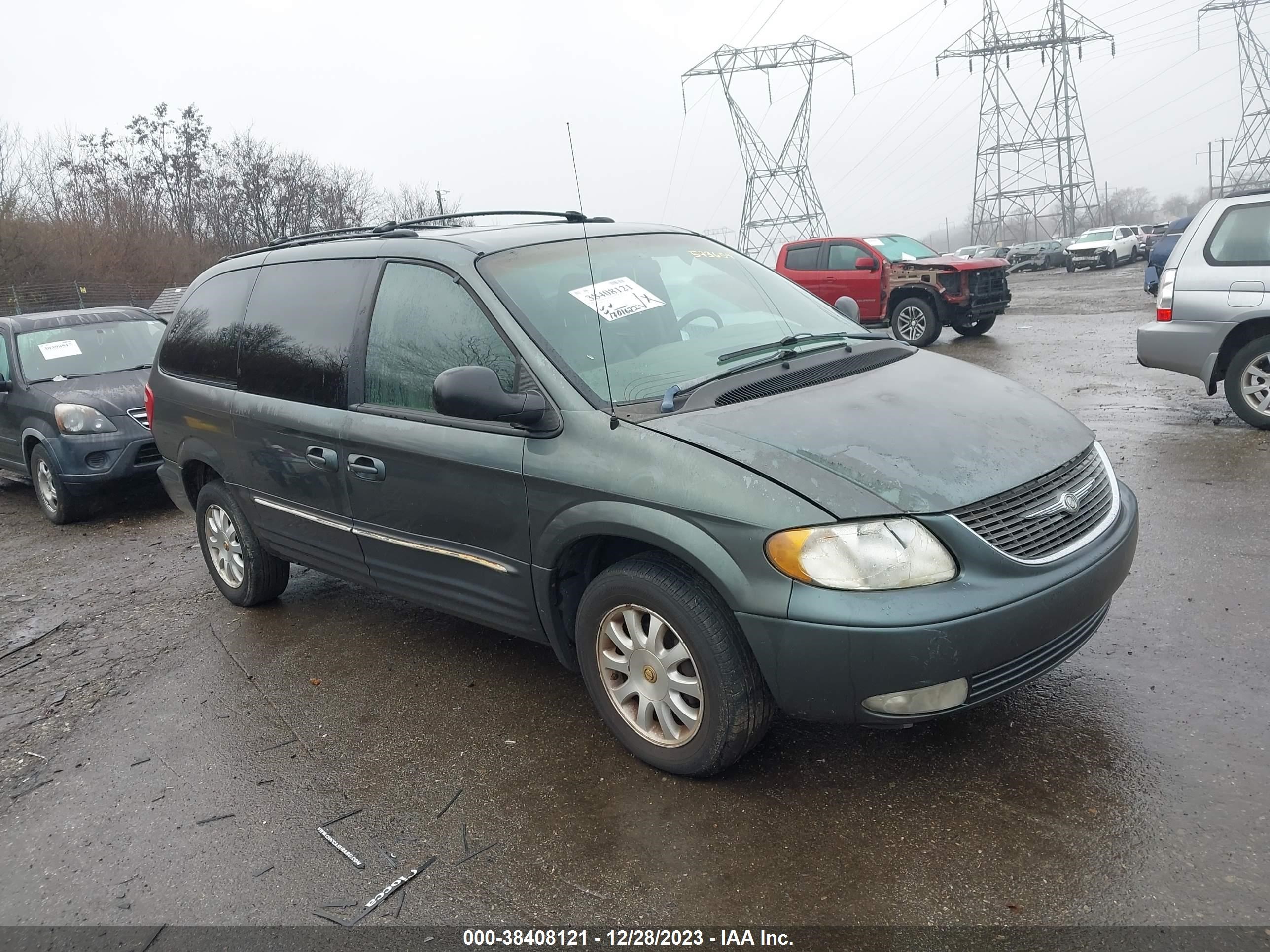 CHRYSLER TOWN & COUNTRY 2002 2c8gp54l12r573654