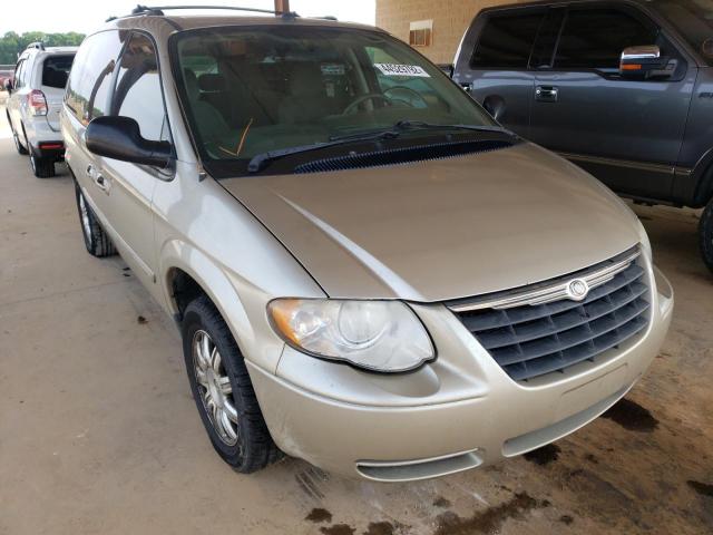 CHRYSLER NULL 2005 2c8gp54l35r523262