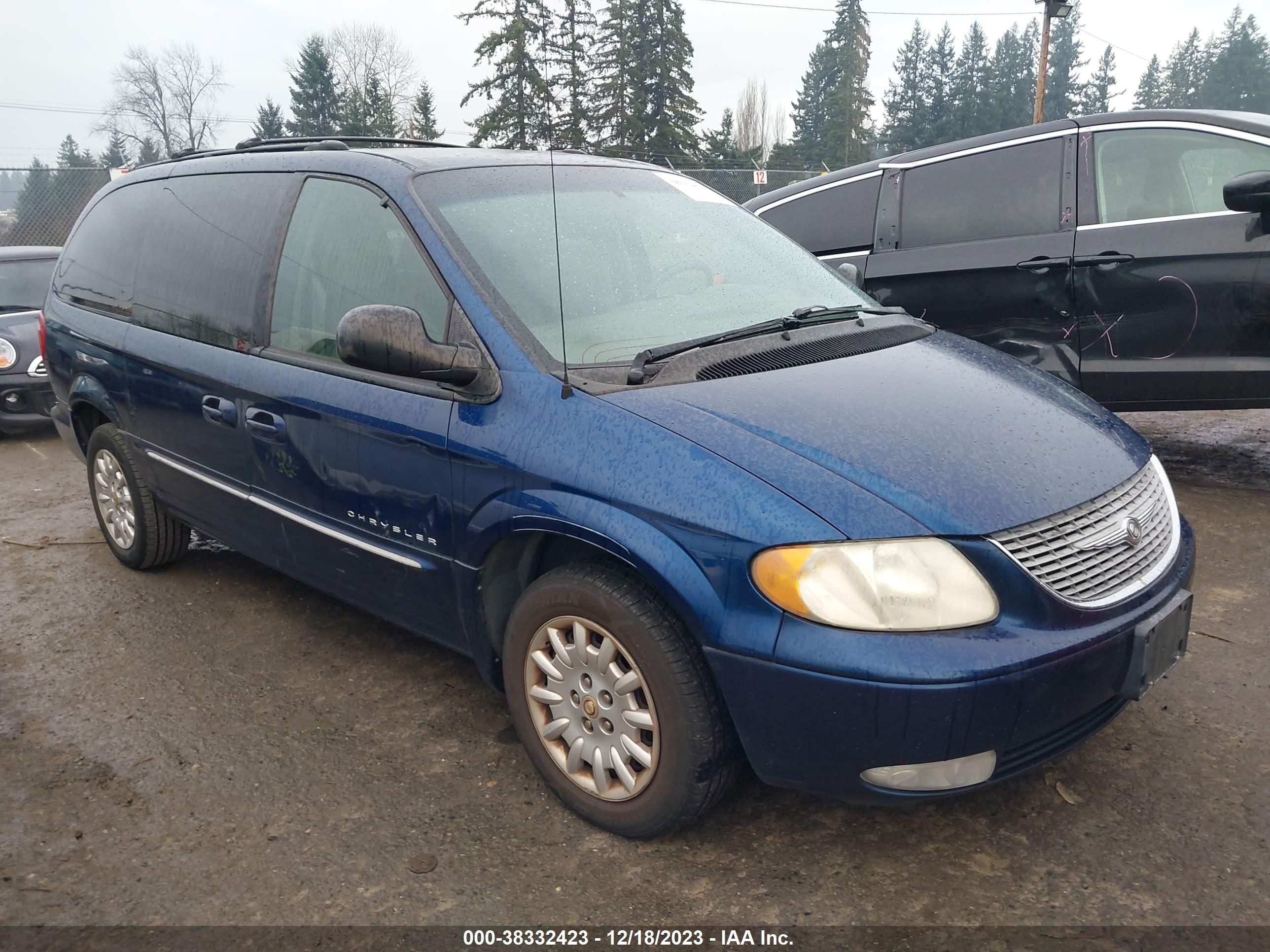 CHRYSLER TOWN & COUNTRY 2001 2c8gp54l41r201224