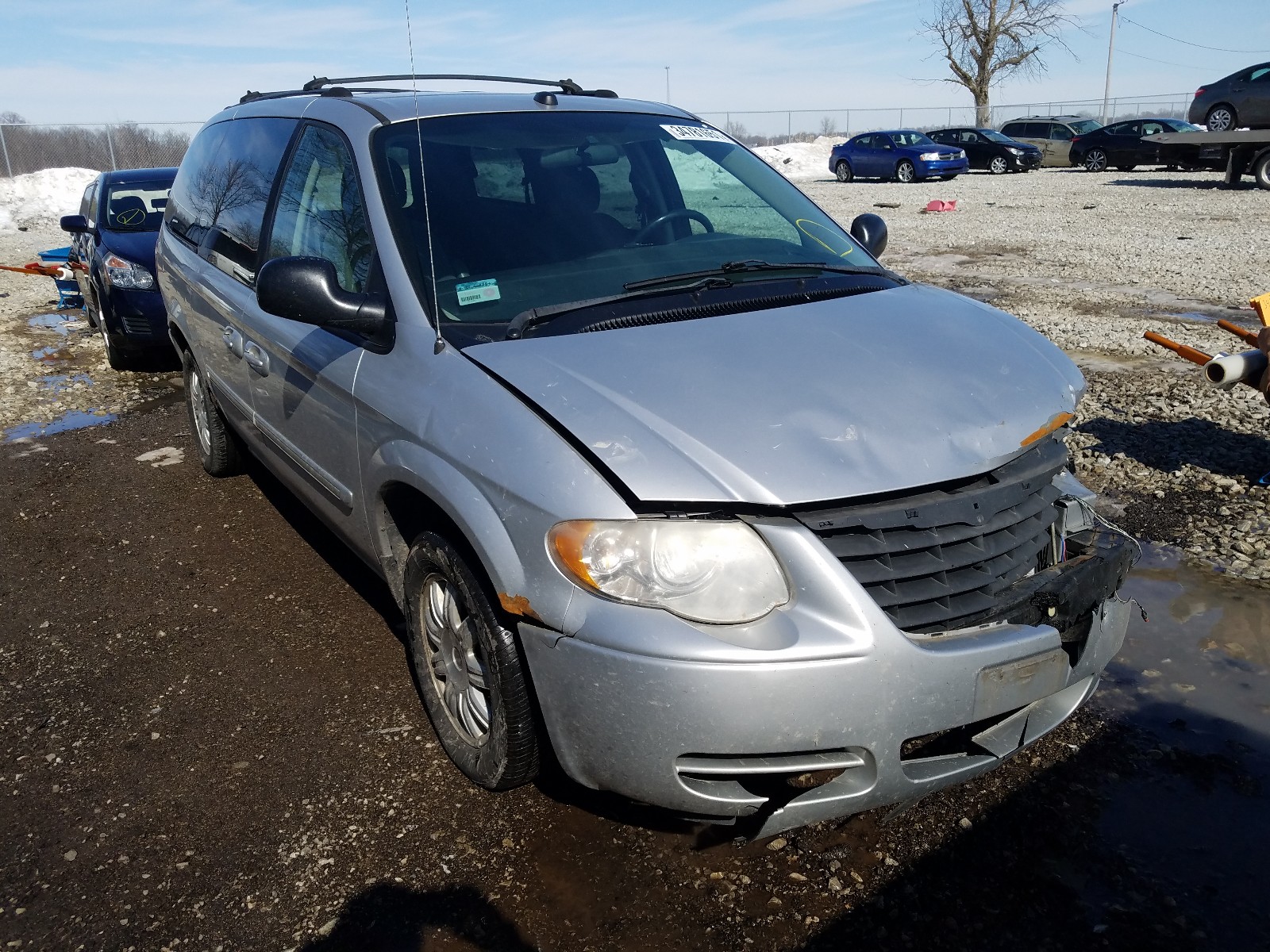 CHRYSLER TOWN &AMP COU 2005 2c8gp54l85r513892