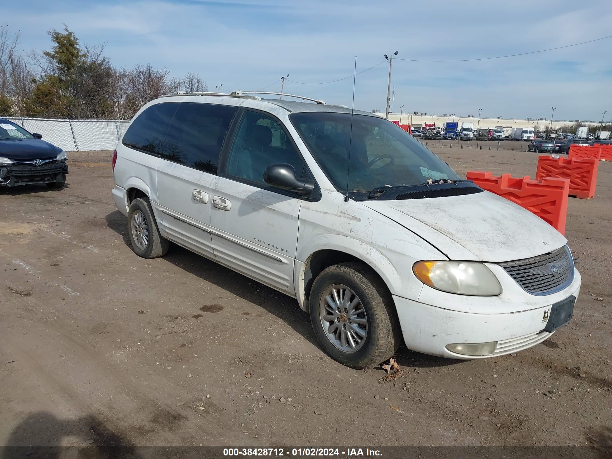 CHRYSLER TOWN & COUNTRY 2001 2c8gp64l31r345997