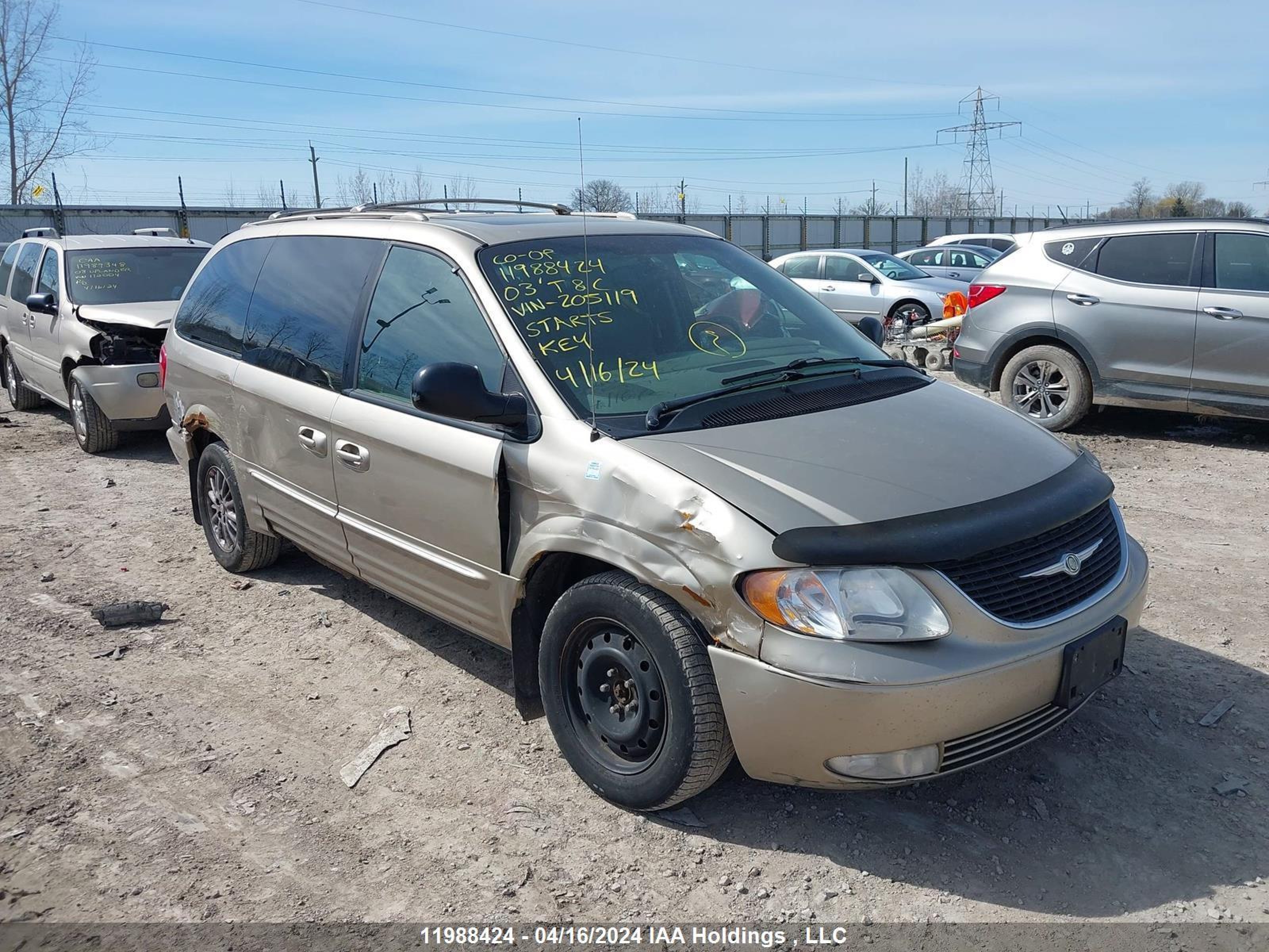 CHRYSLER TOWN & COUNTRY 2003 2c8gp64l43r205119