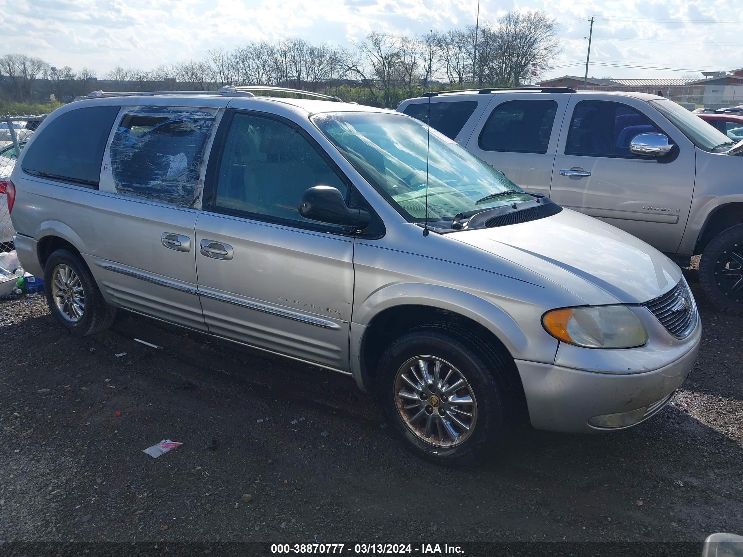 CHRYSLER TOWN & COUNTRY 2001 2c8gp64l51r301127