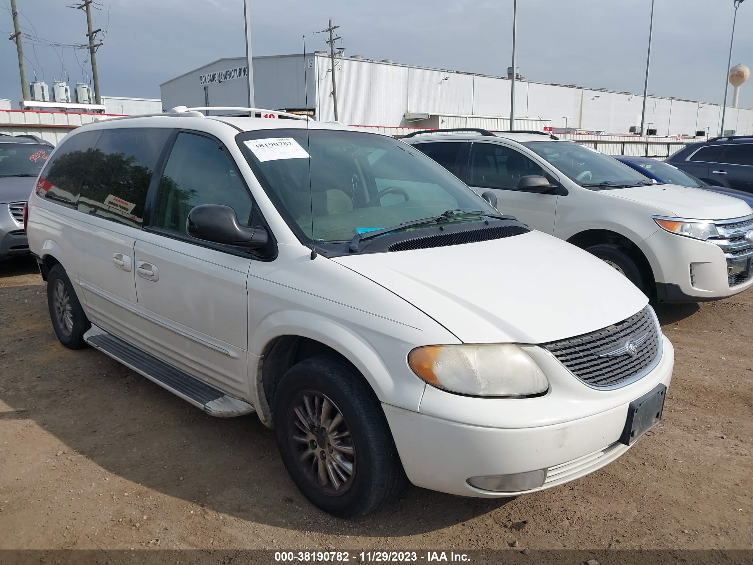 CHRYSLER TOWN & COUNTRY 2002 2c8gp64l82r752943