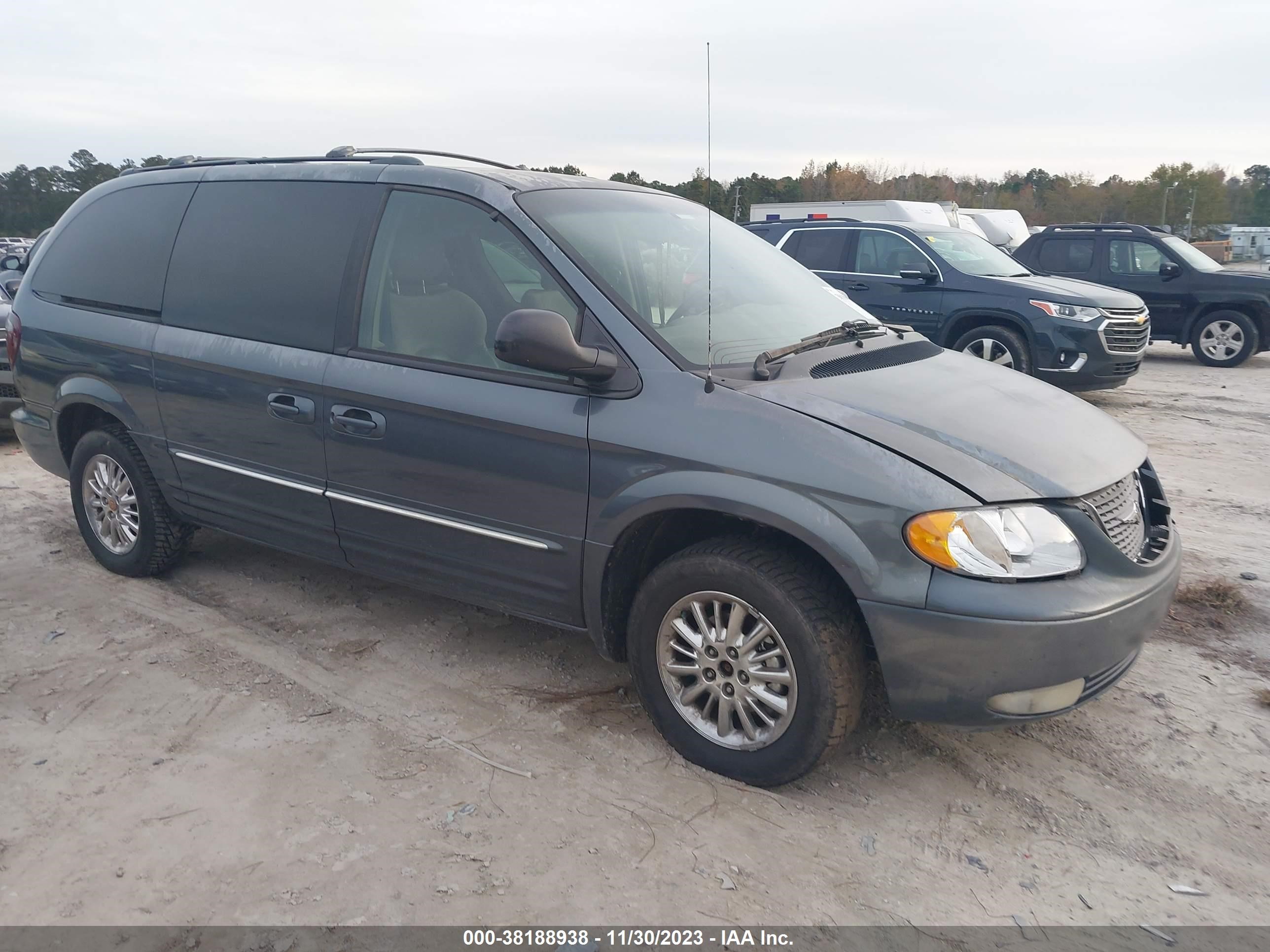 CHRYSLER TOWN & COUNTRY 2002 2c8gp64lx2r606172