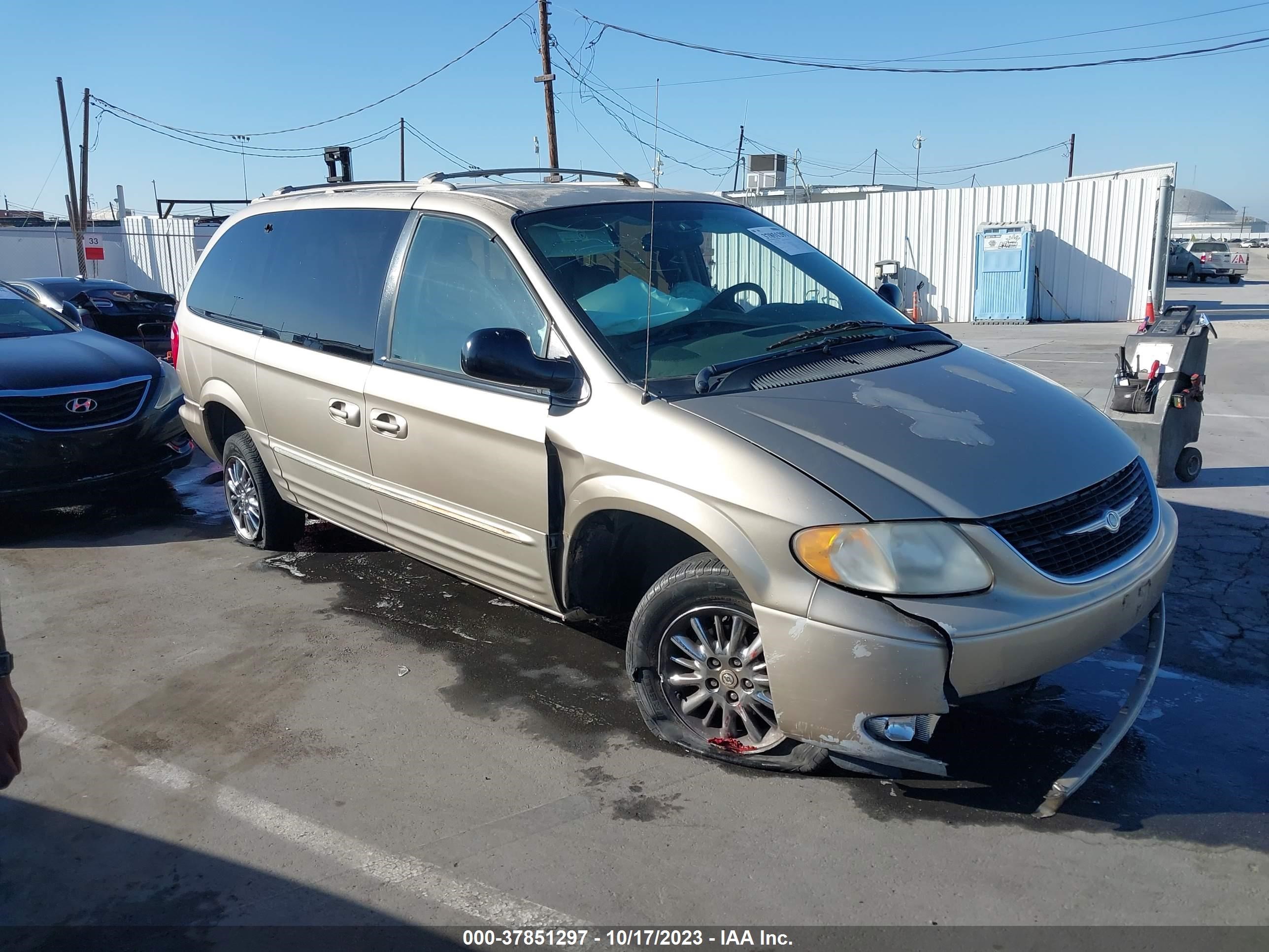 CHRYSLER TOWN & COUNTRY 2003 2c8gp64lx3r192036