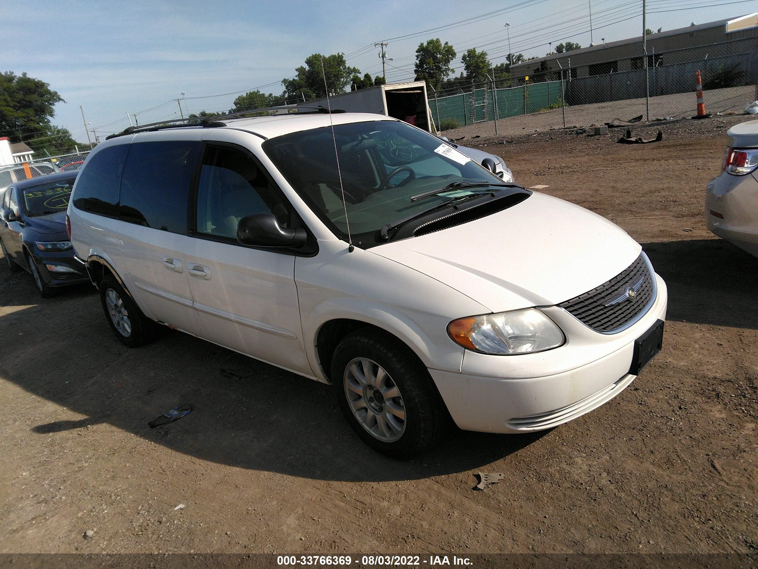 CHRYSLER TOWN & COUNTRY 2003 2c8gp74l03r137293