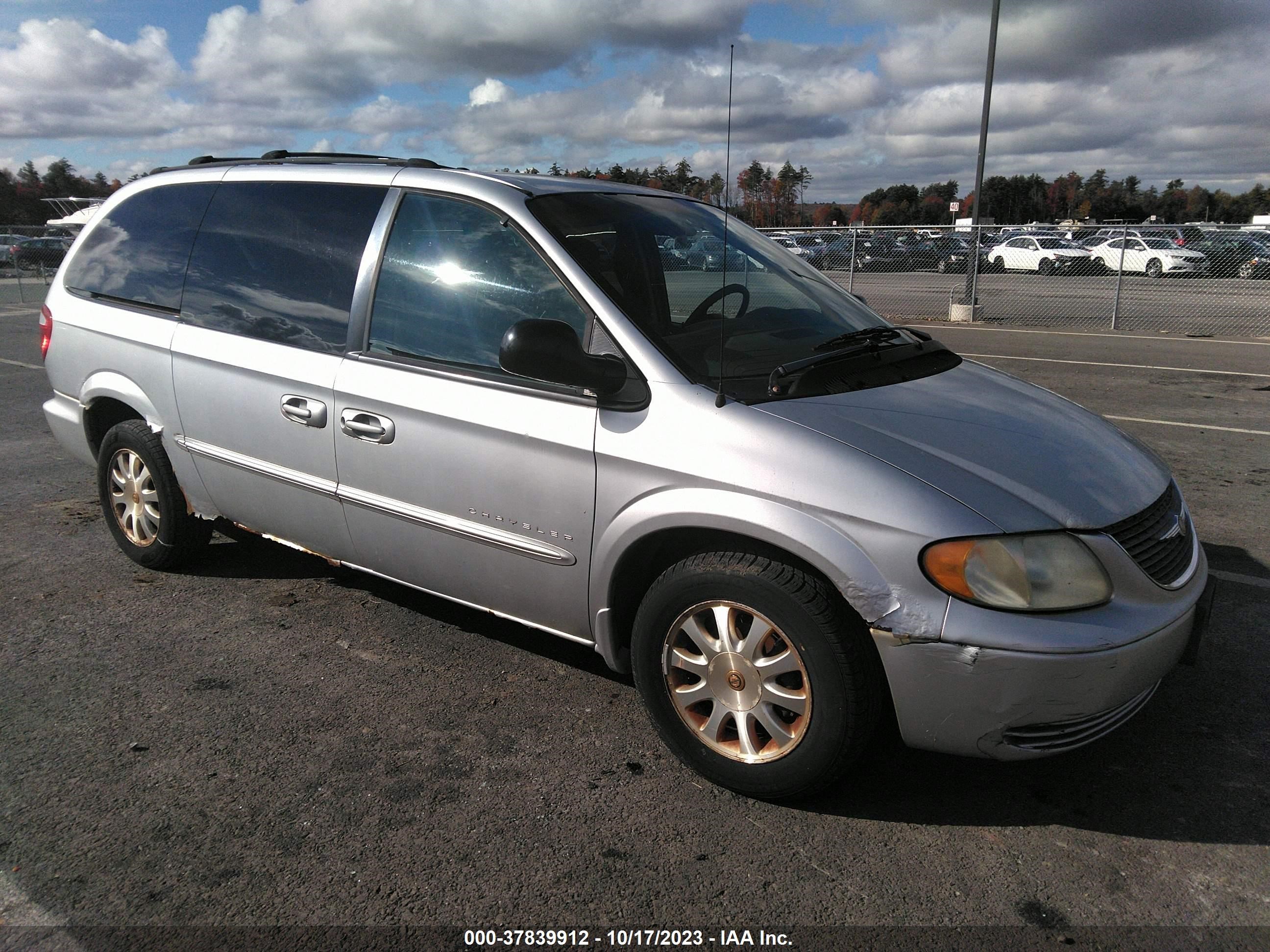 CHRYSLER TOWN & COUNTRY 2001 2c8gp74l31r319809