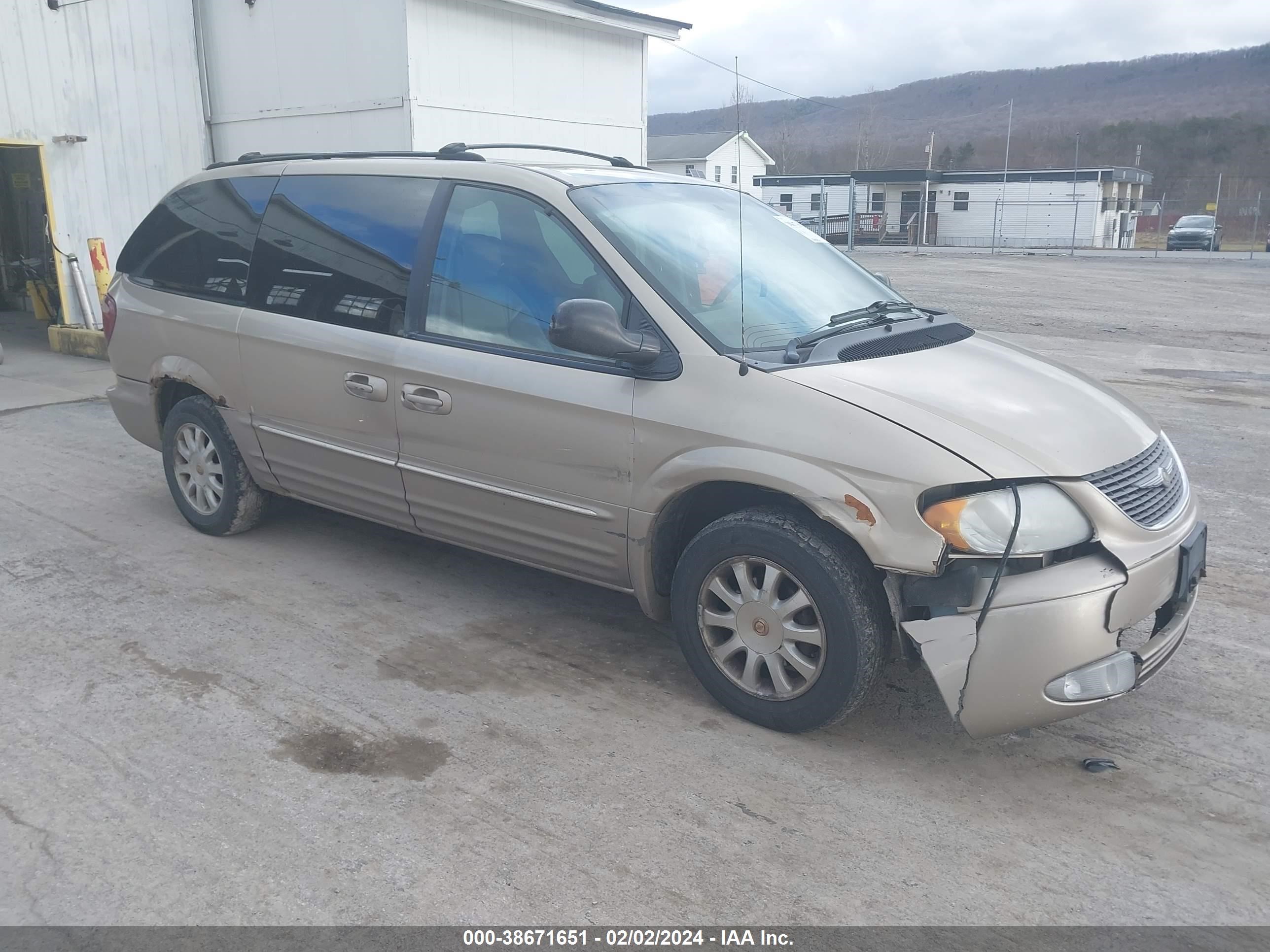 CHRYSLER TOWN & COUNTRY 2002 2c8gt54l72r573993